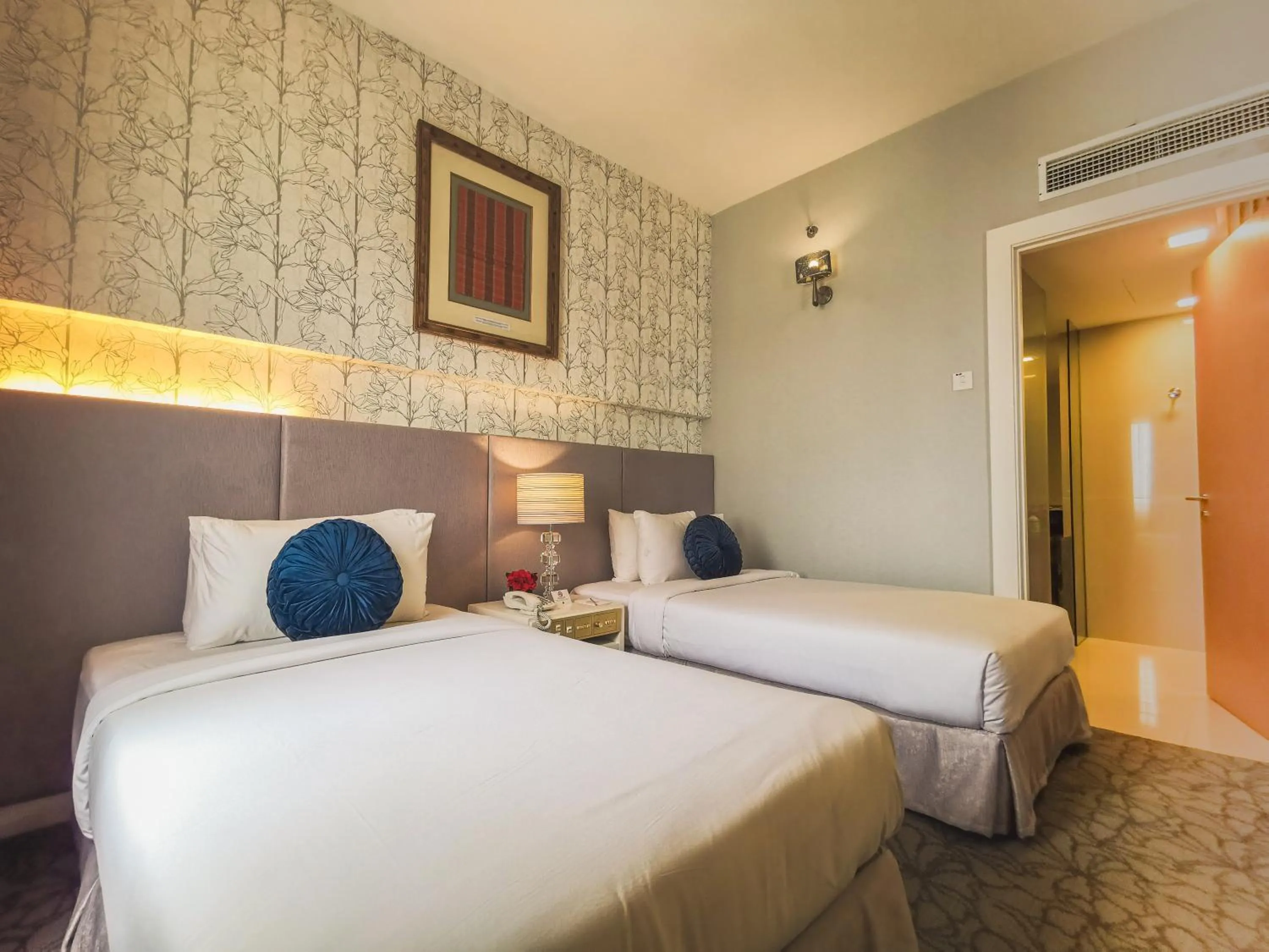 Bedroom, Bed in Shahzan Hotel Kuantan, Trademark Collection by Wyndham