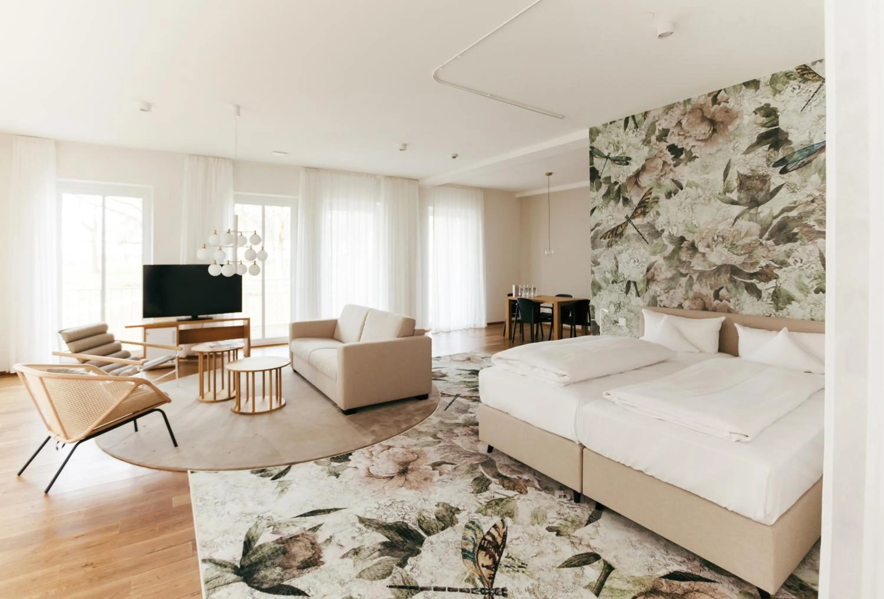 TV and multimedia, Bed in B&O Parkhotel