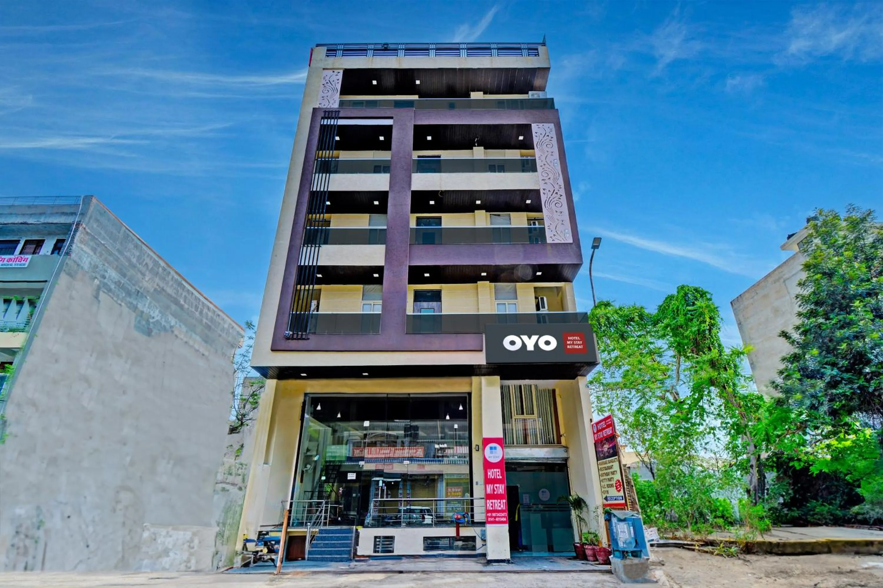 Facade/entrance in OYO Hotel O My Stay Retreat