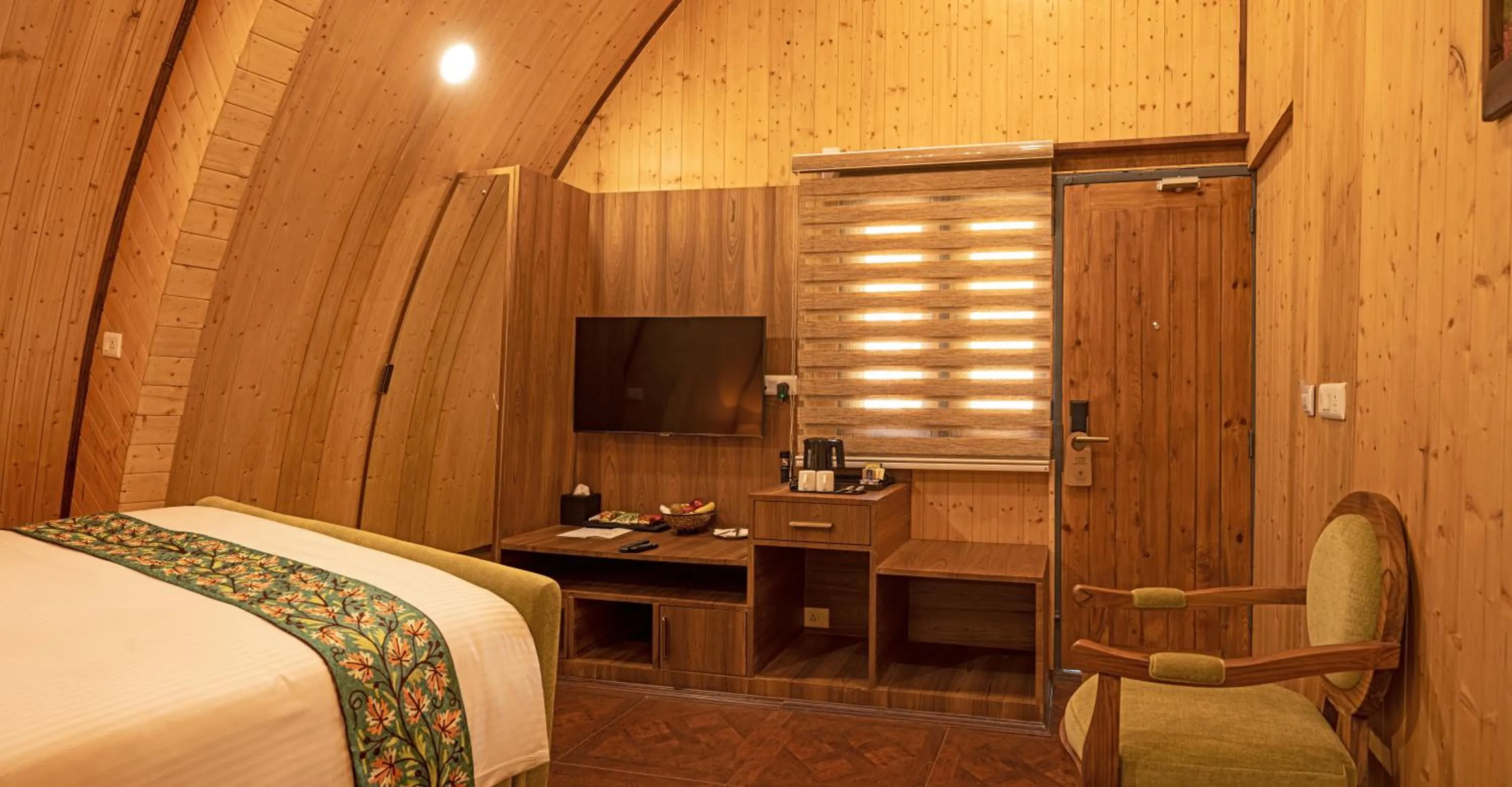 Photo of the whole room, Bed in Skyview by Empyrean