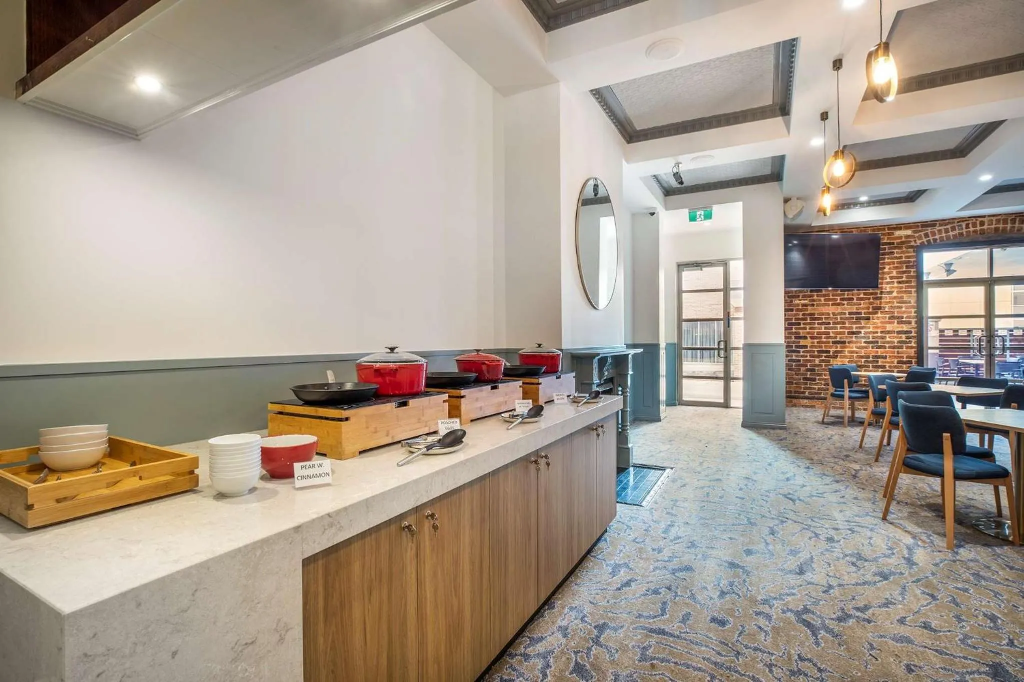 Restaurant/places to eat in Nightelier Carrum Downs Sands Hotel