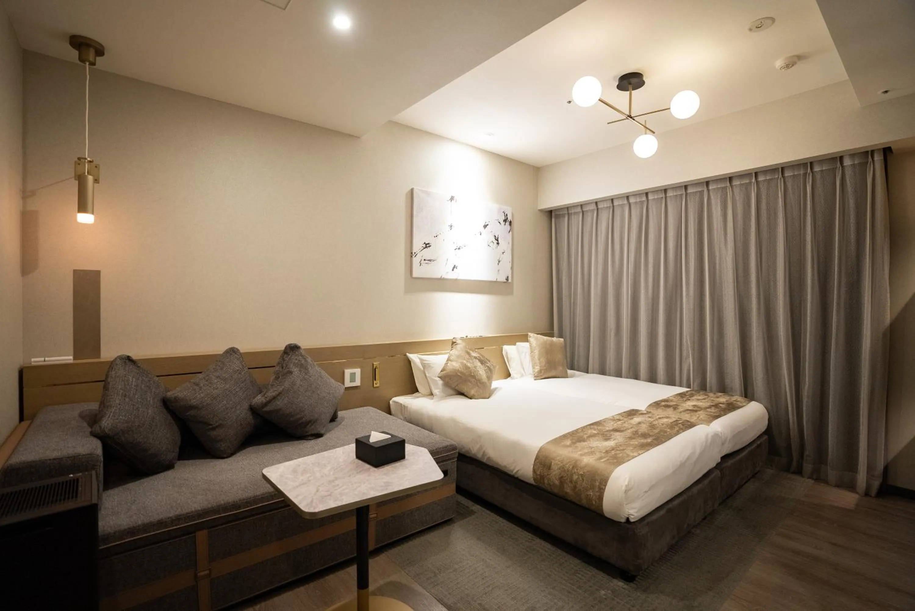 Bed in Hotel Cordia Osaka Hommachi