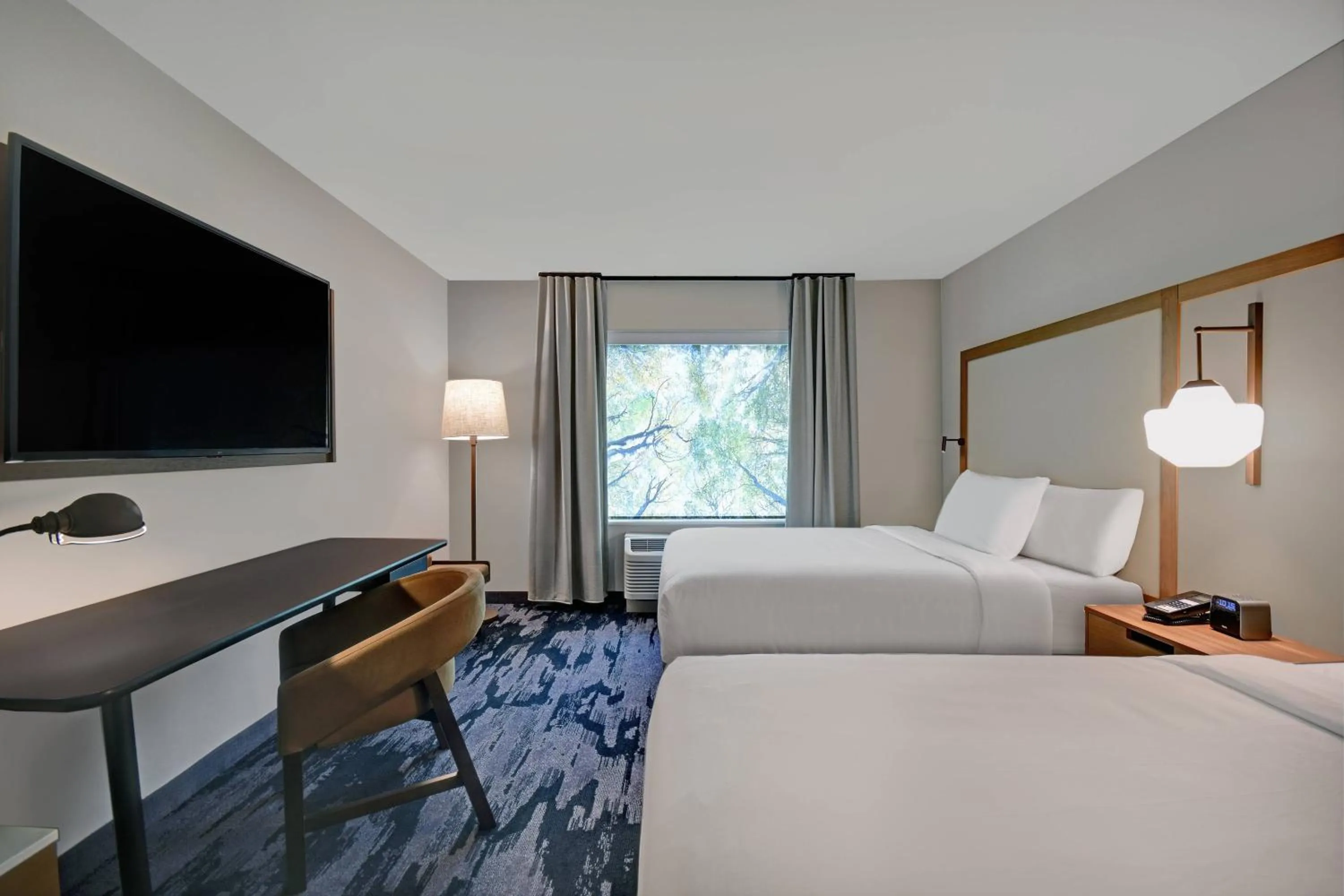 Photo of the whole room, Bed in Fairfield by Marriott Inn & Suites Mansfield