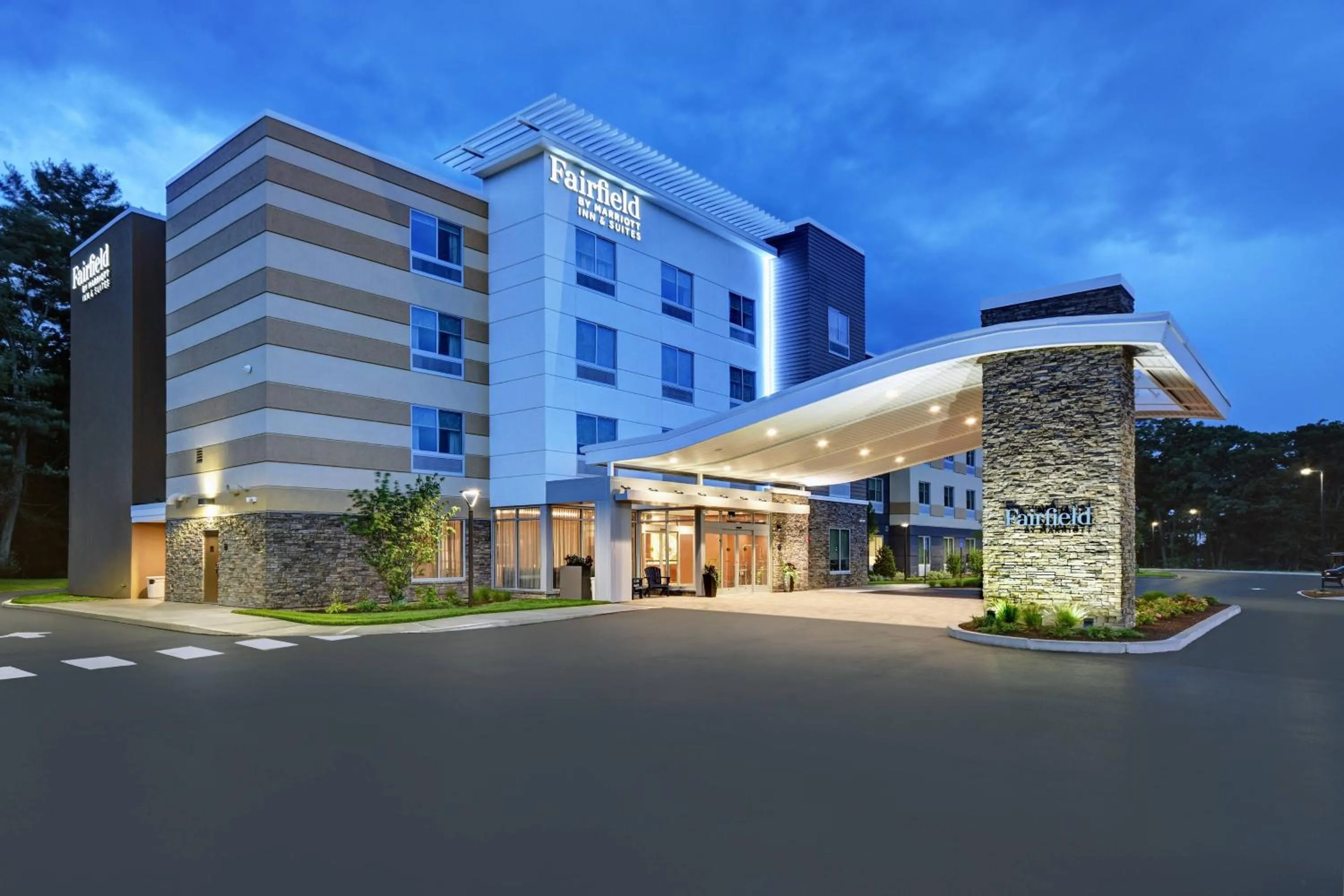 Property building in Fairfield by Marriott Inn & Suites Mansfield