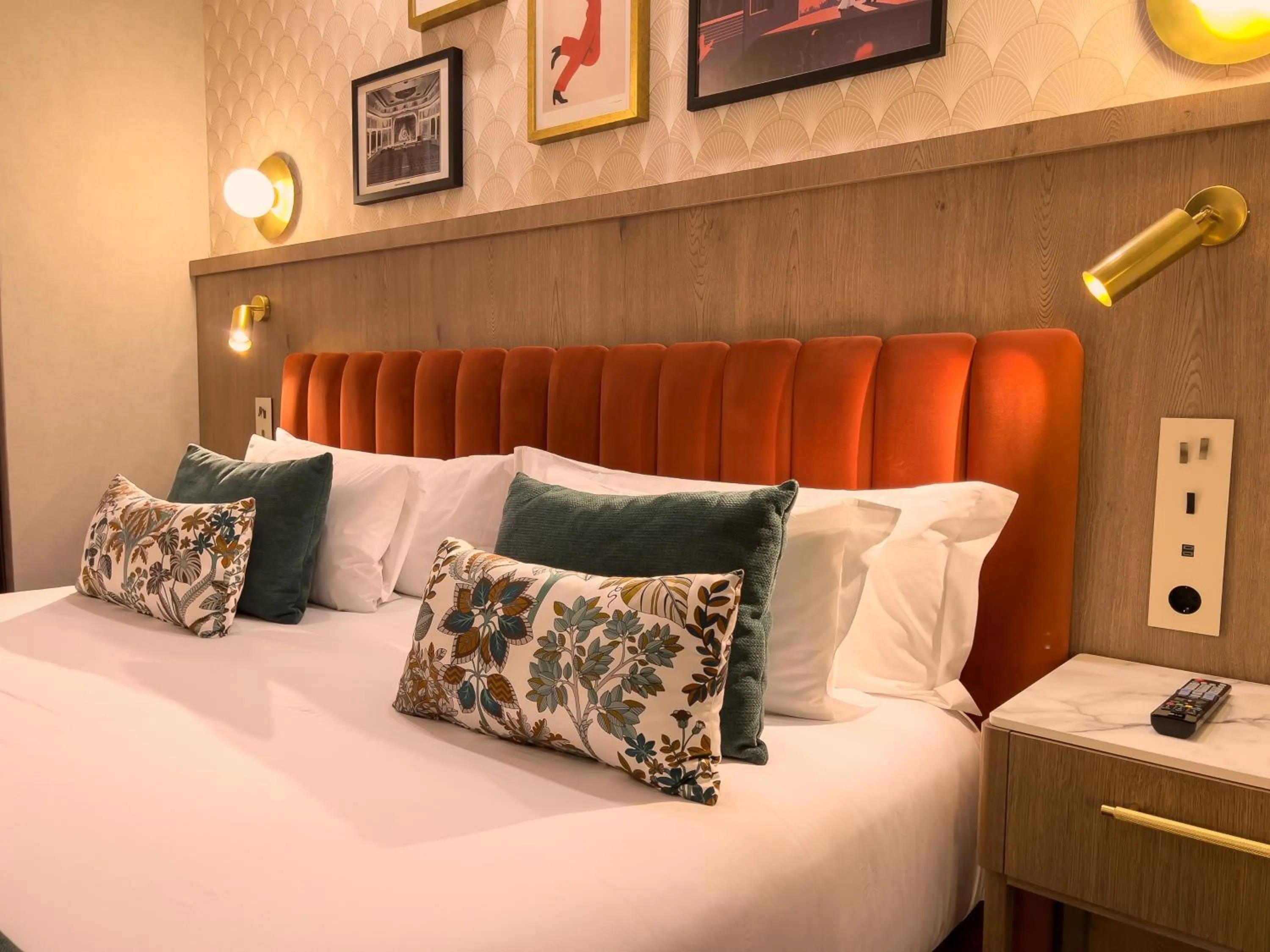 Bed in Hotel Indigo Madrid - Gran Vía by IHG