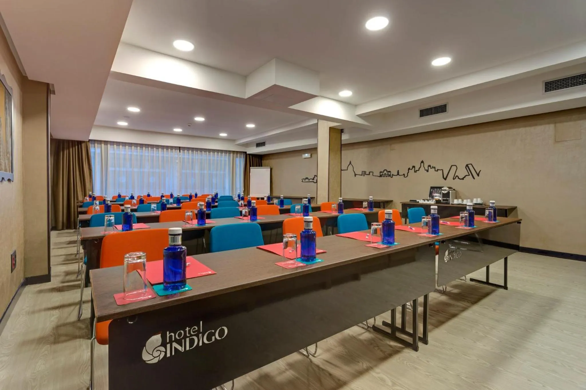 Meeting/conference room in Hotel Indigo Madrid - Gran Vía by IHG