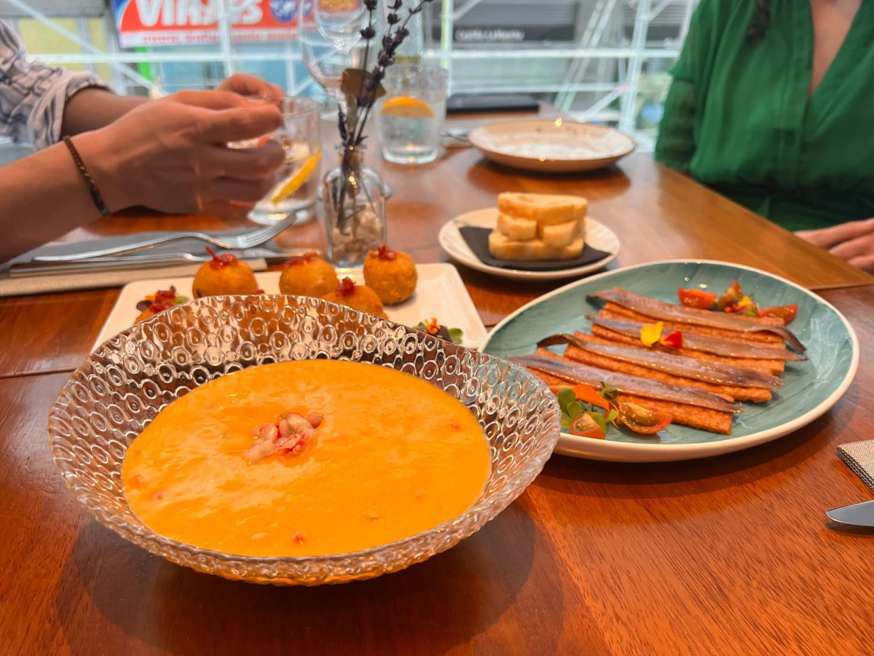 Restaurant/places to eat in Hotel Indigo Madrid - Gran Vía by IHG