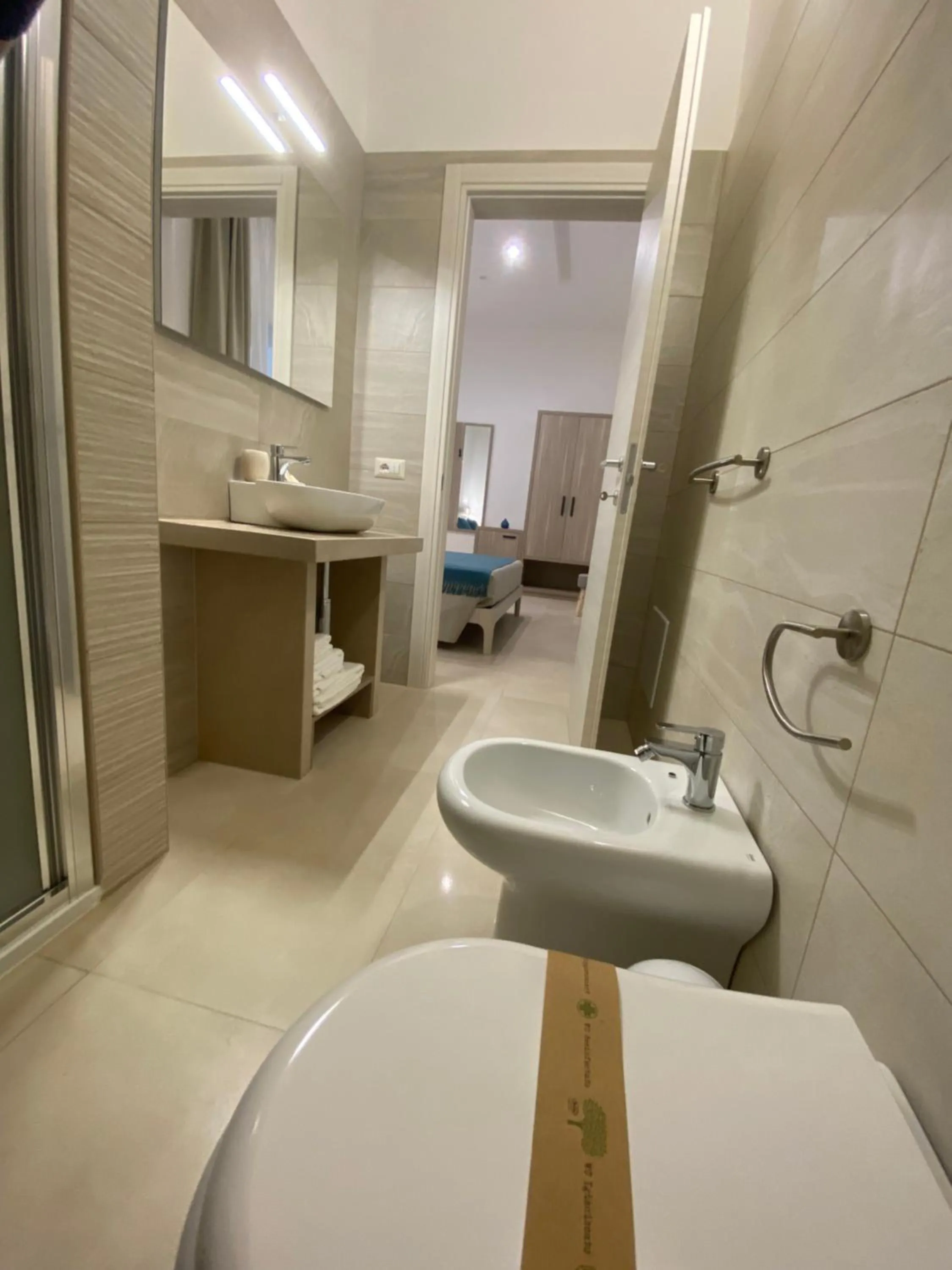 Bathroom in B&B MarAlè