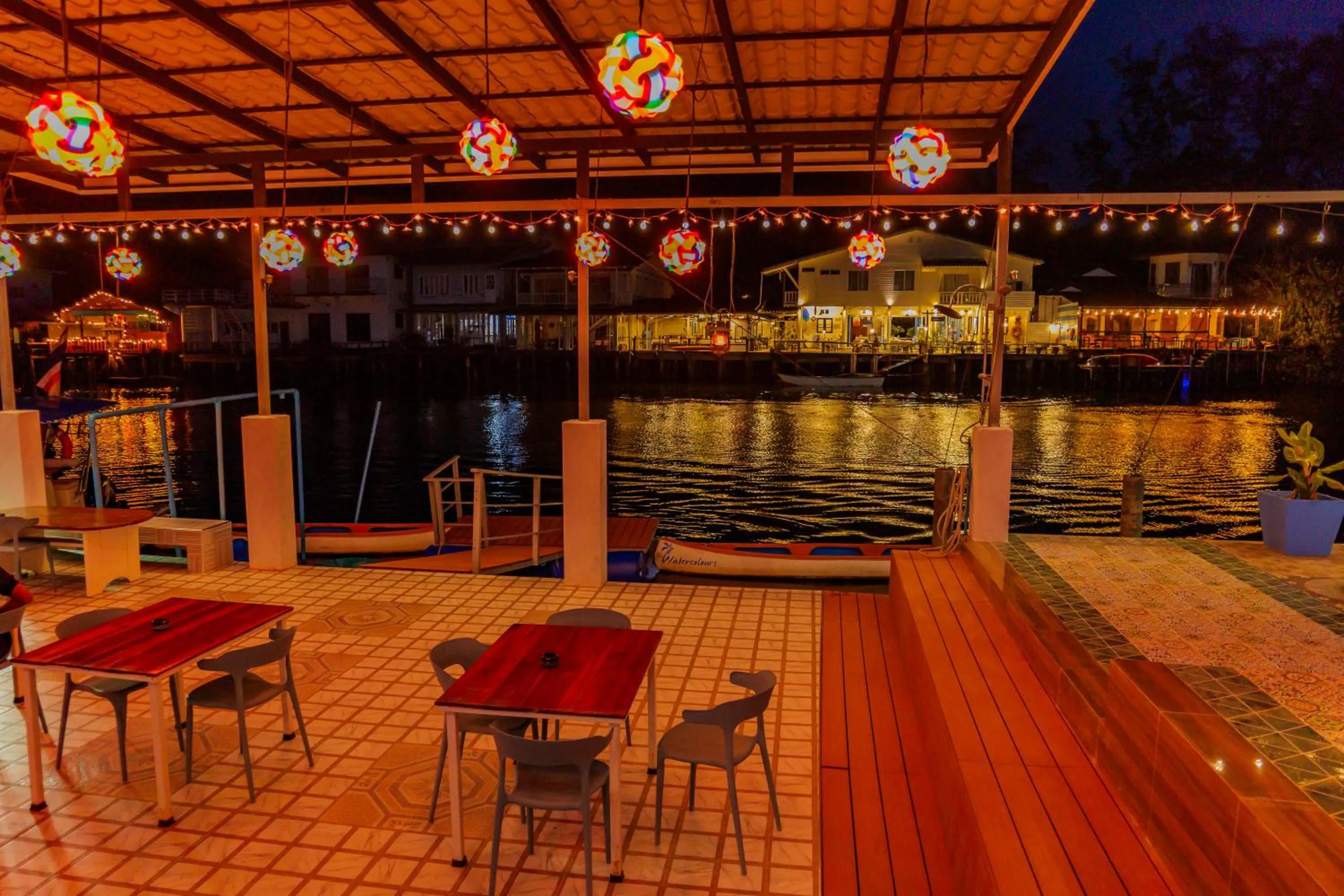 Canoeing in Watercolours