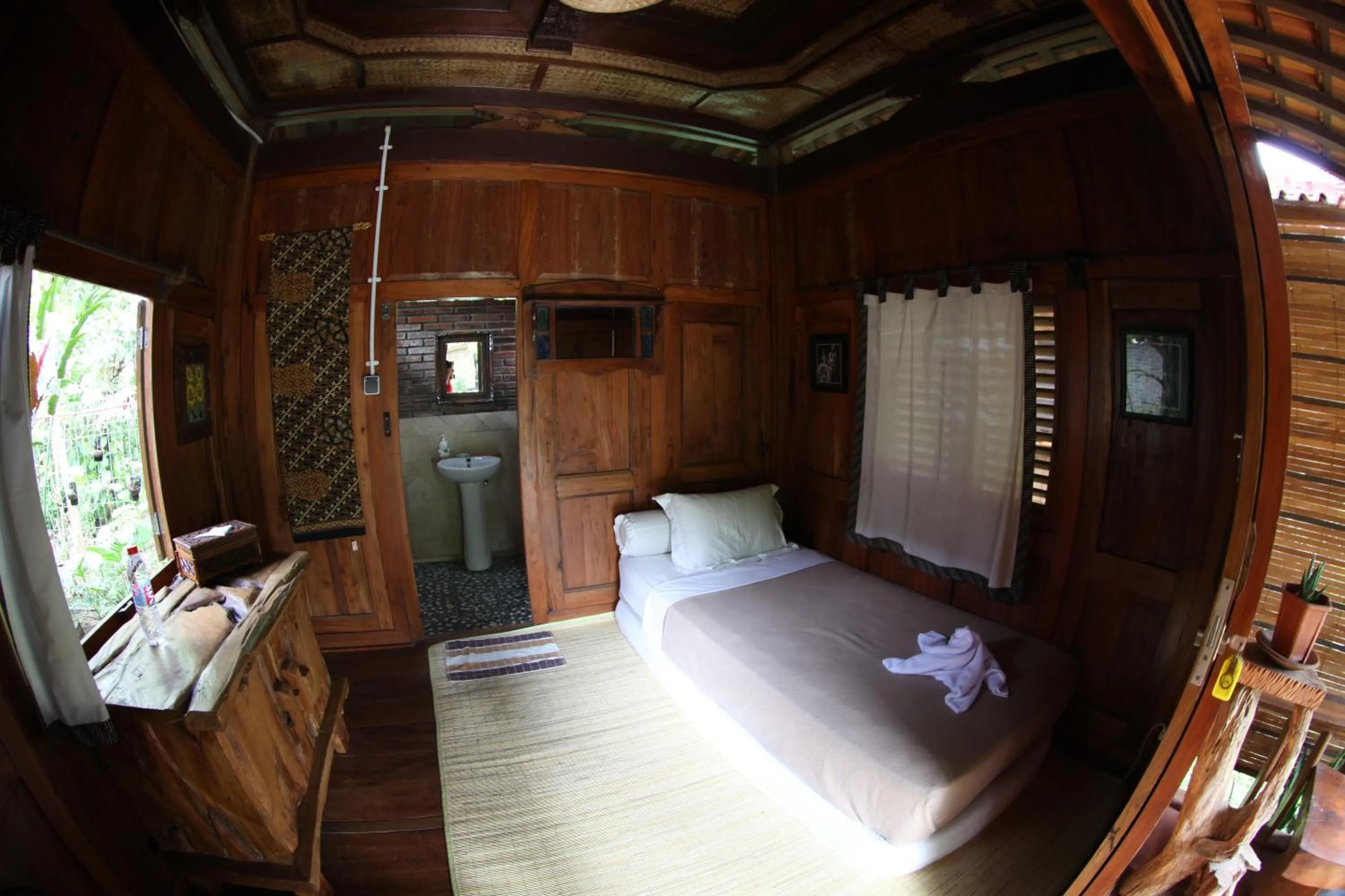 Bed in Omah Garengpoeng Guest House