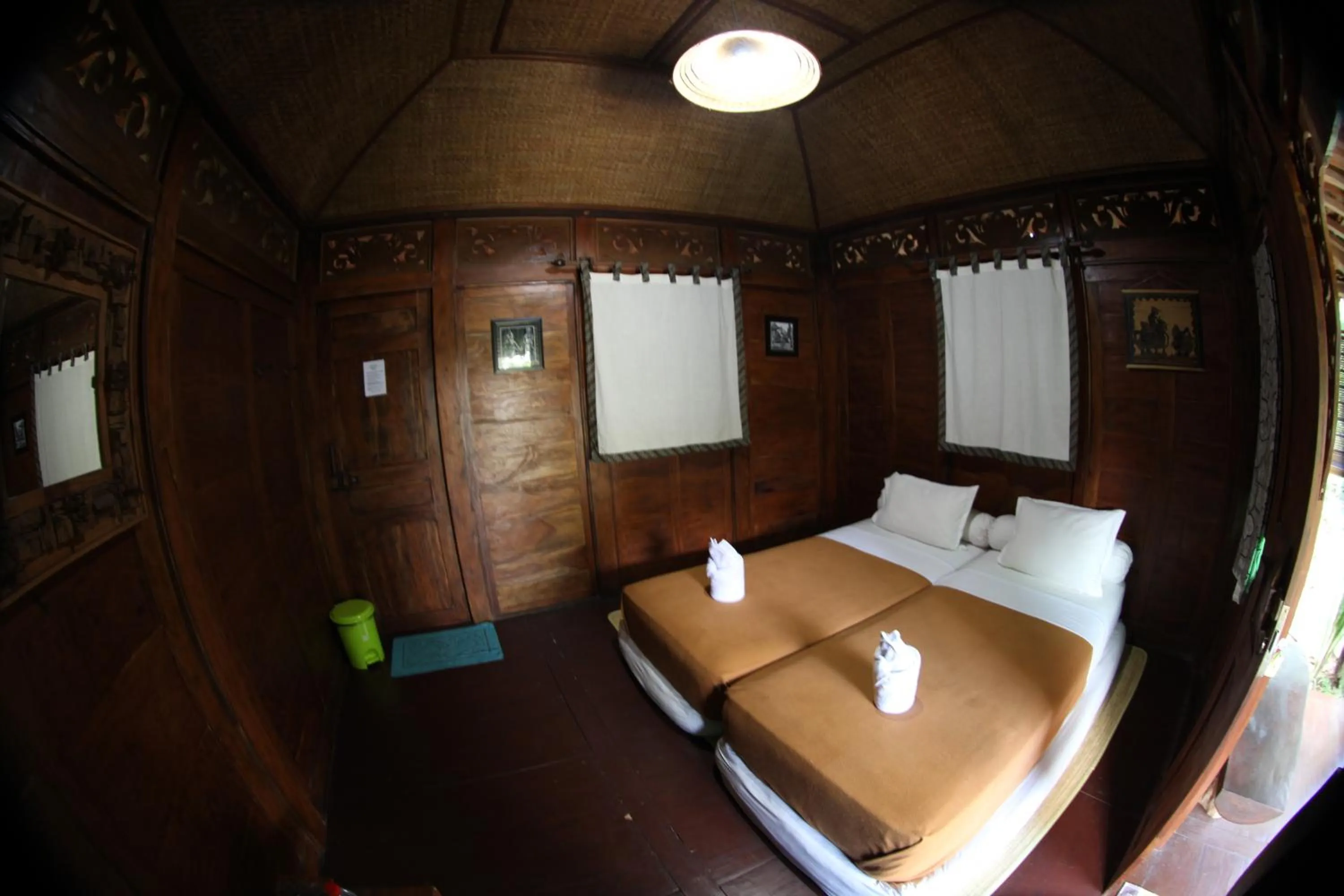 Bed in Omah Garengpoeng Guest House
