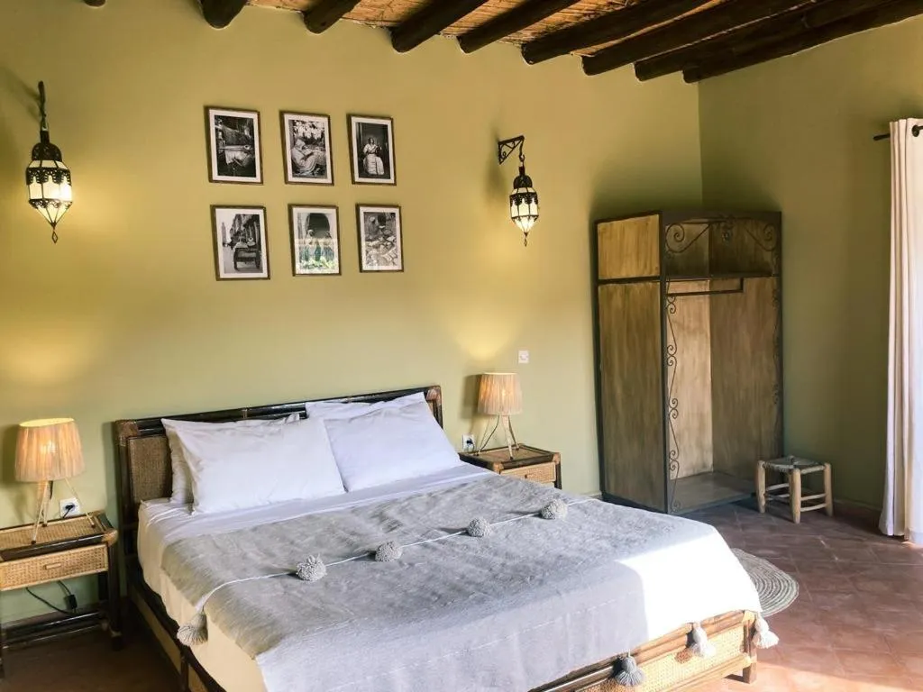 Bed in Upupa de l’Atlas