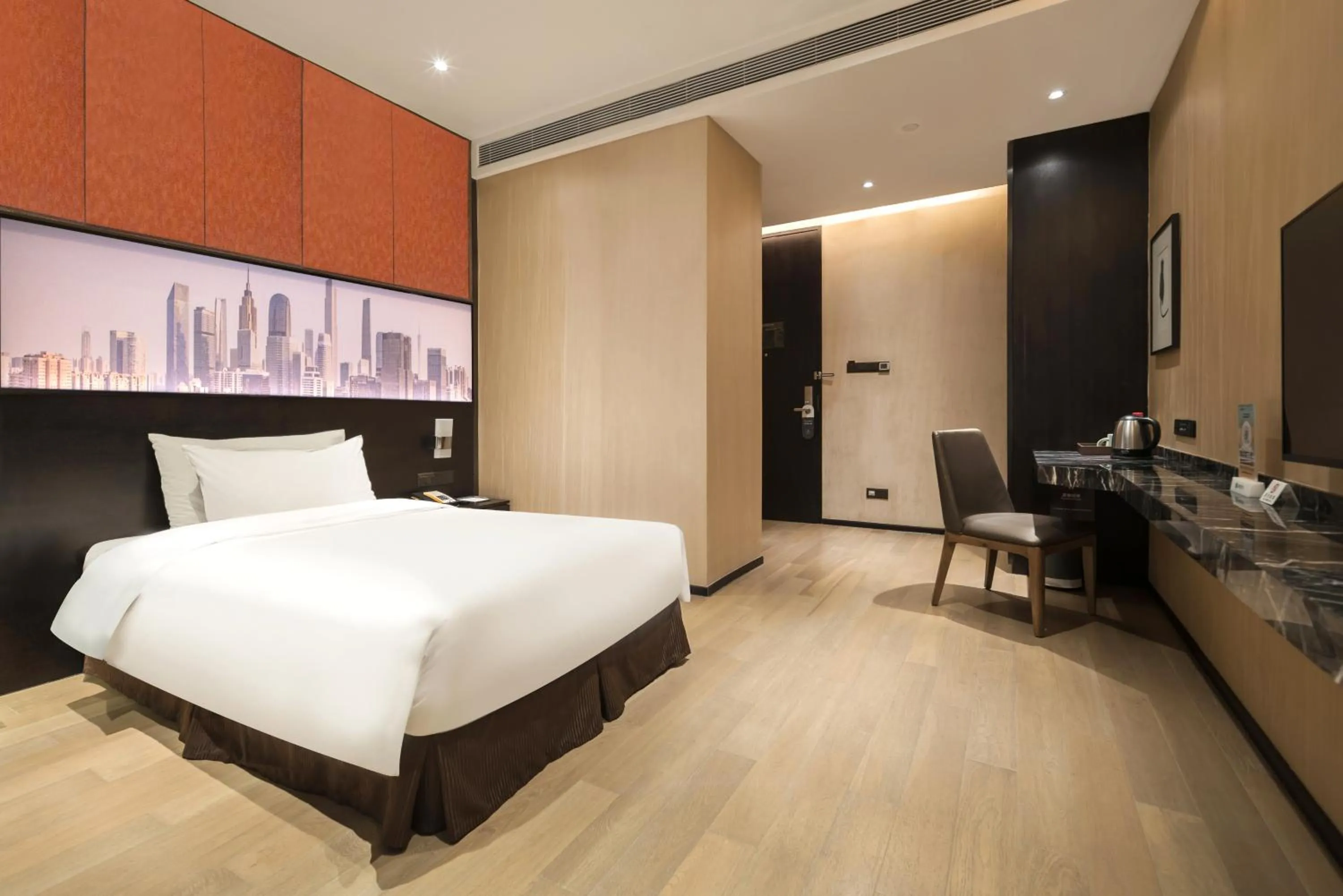 Photo of the whole room in The Mulian Hotel Guangzhou Zhujiang New Town-Canton Fair Free Shuttle Bus