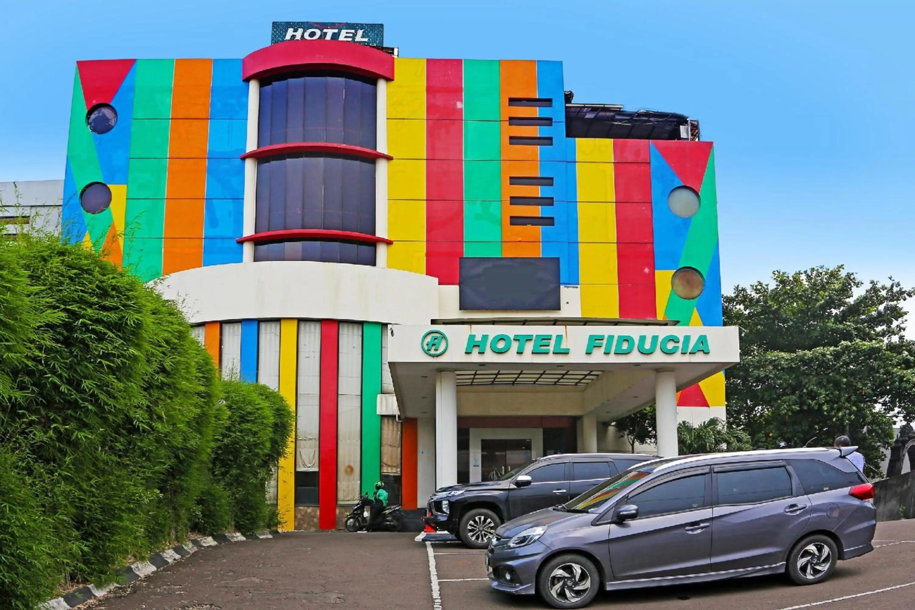 Neighbourhood in Super OYO Townhouse OAK Hotel Fiducia Serpong
