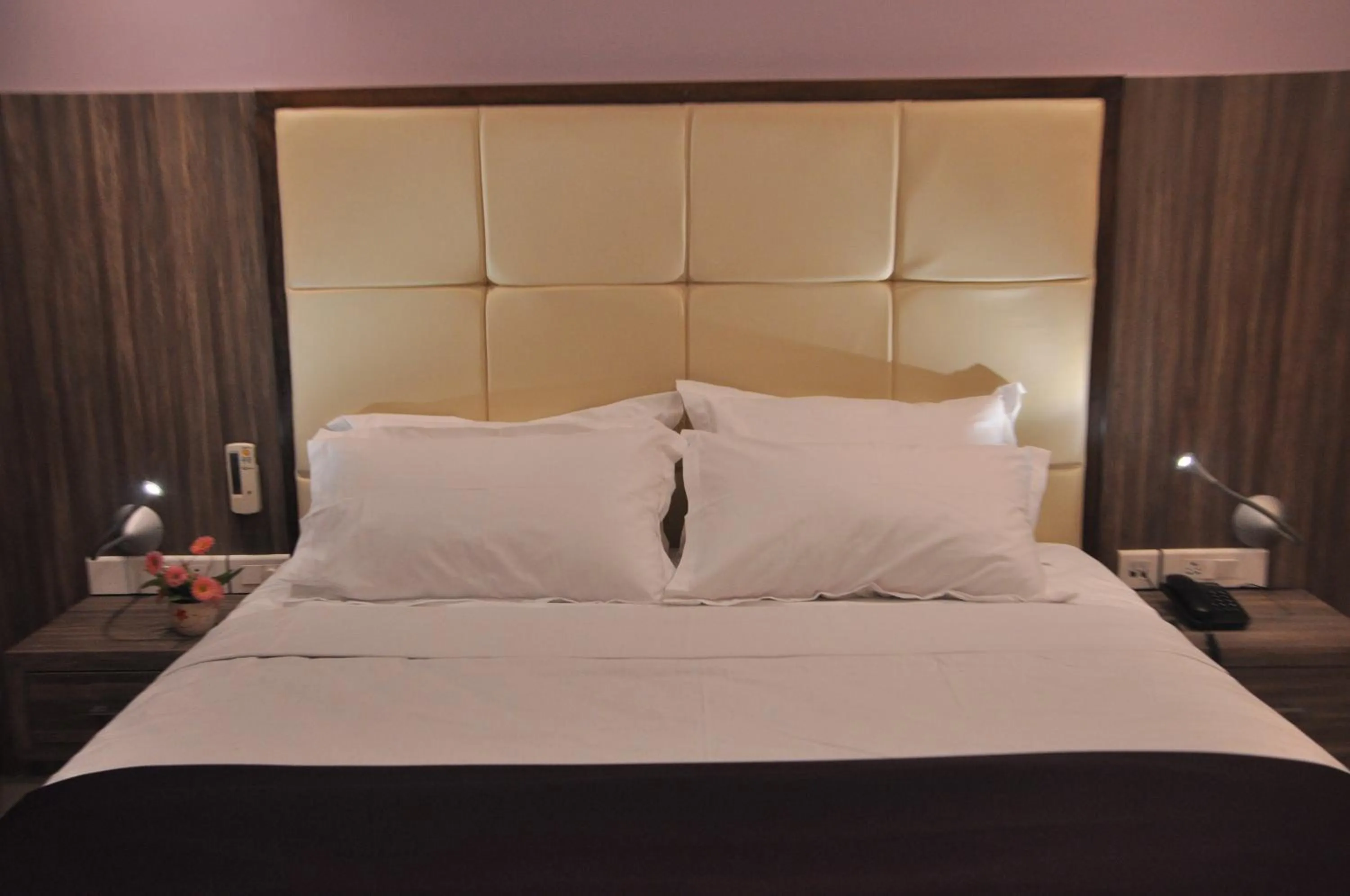 Bed in Panaji Residency