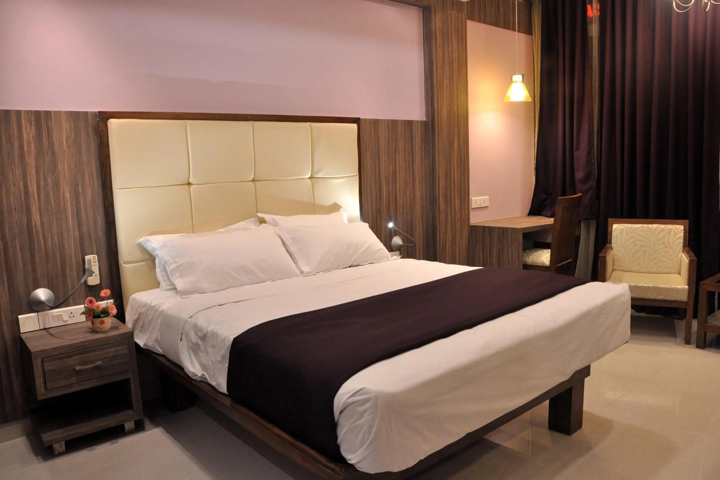 Bed in Panaji Residency
