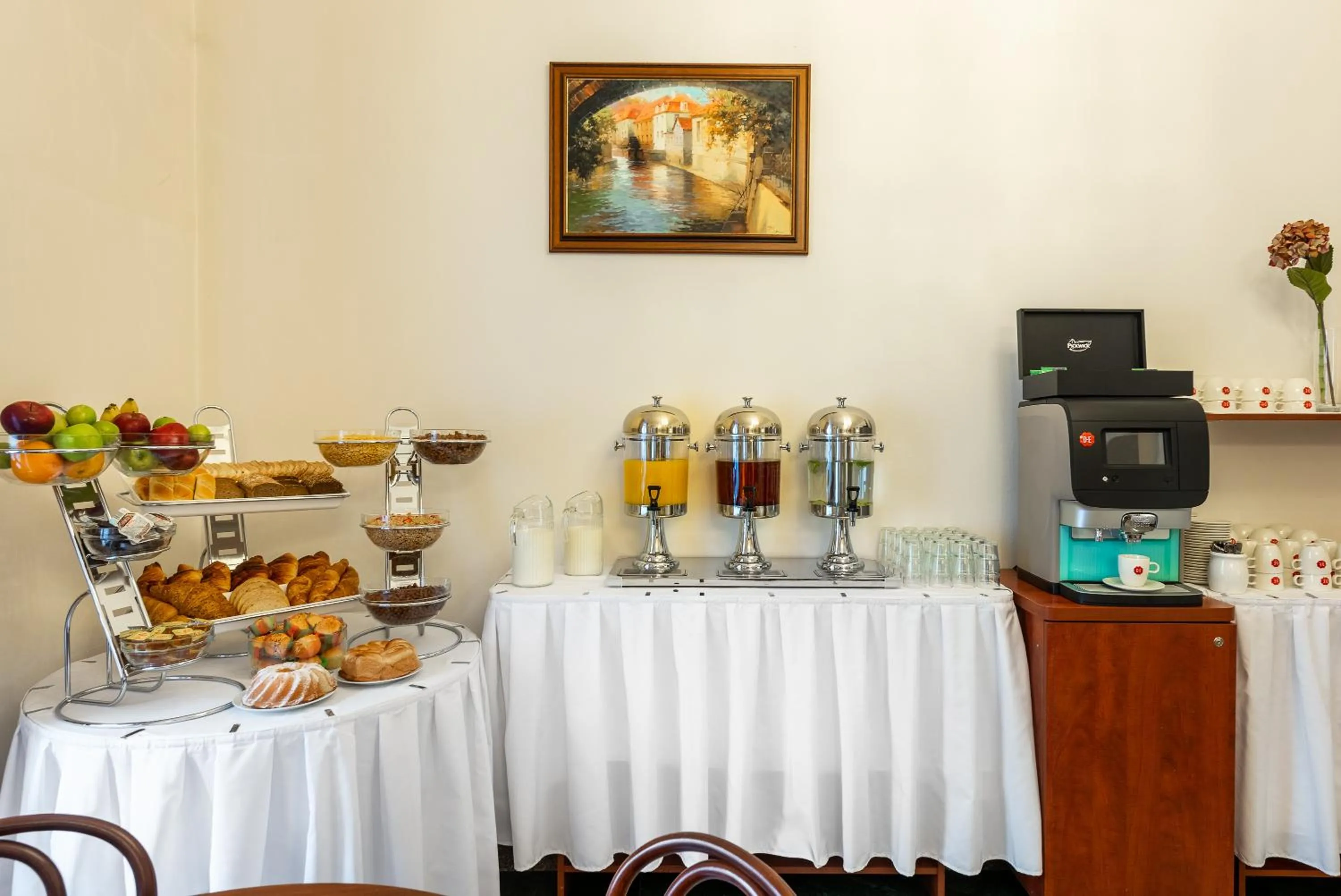 Breakfast in Hotel Libero