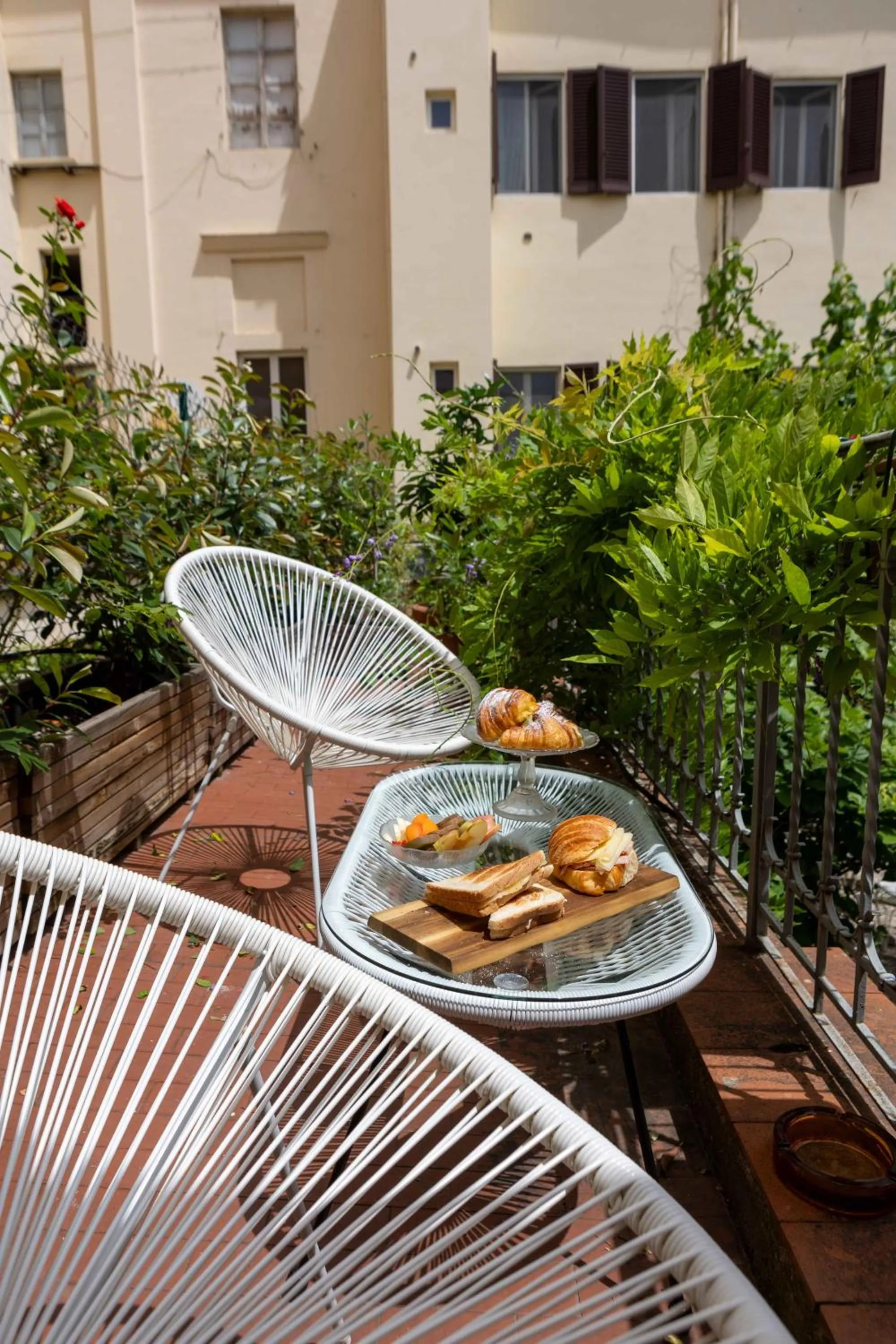 Breakfast in Secret Garden Firenze B&B