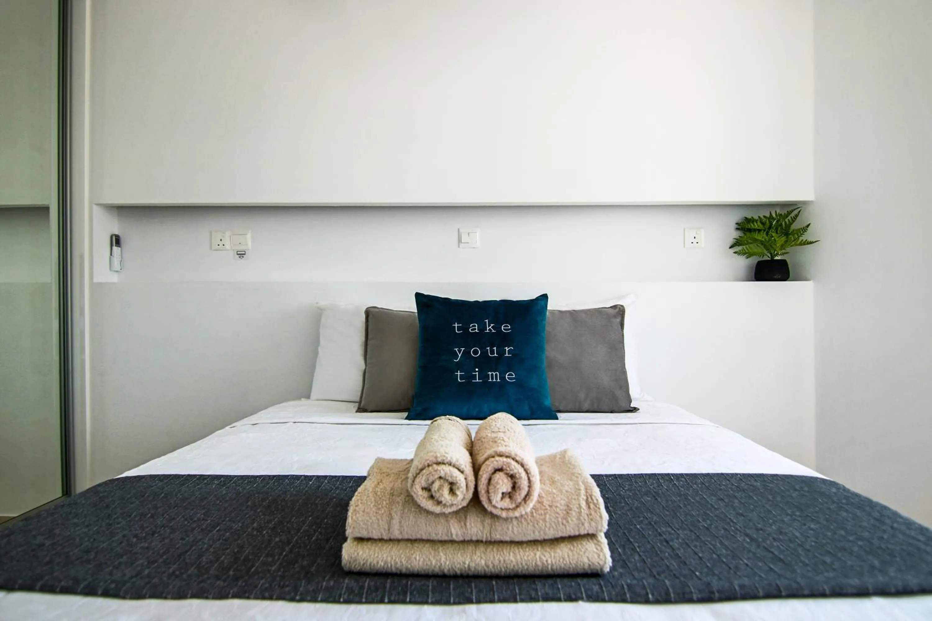 Bed in Phaedrus Living: Seaside Luxury Flat Lighthouse 65