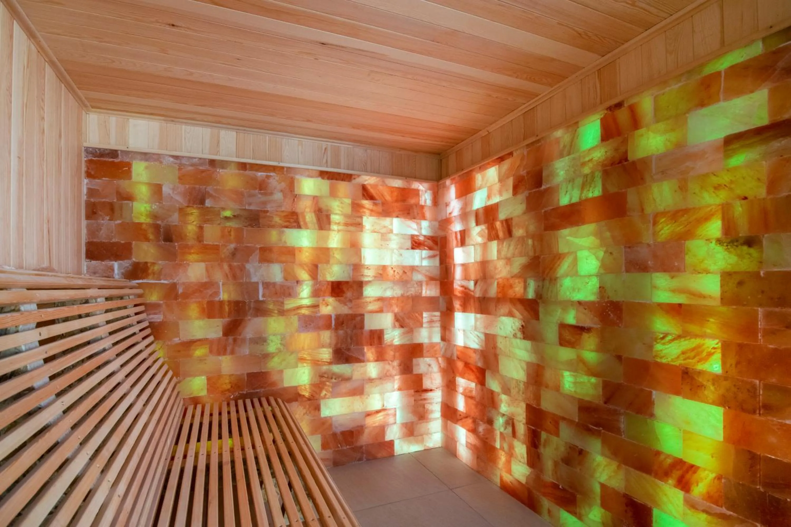 Swimming pool in Hotel Agape