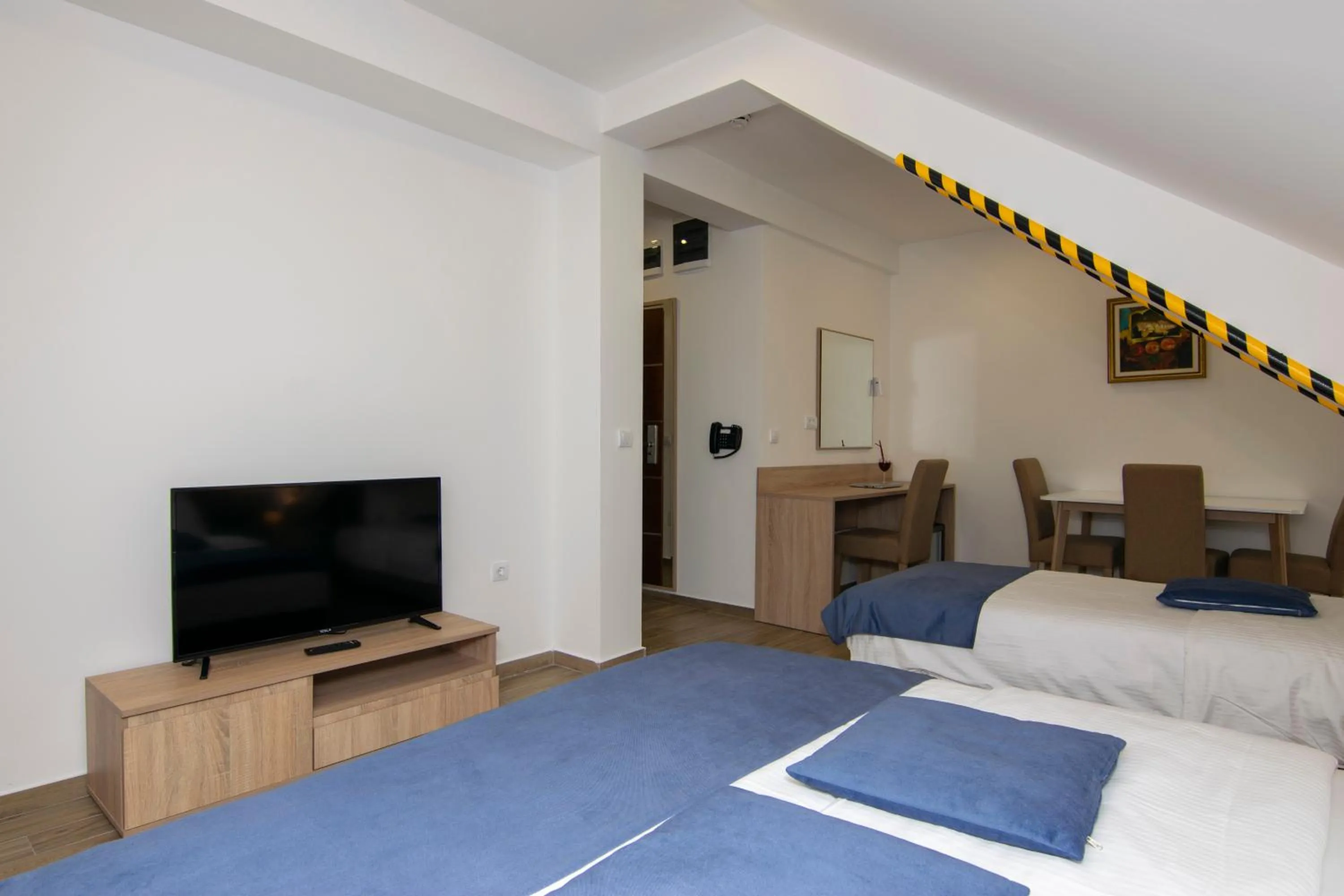 TV and multimedia, Bed in Hotel Agape