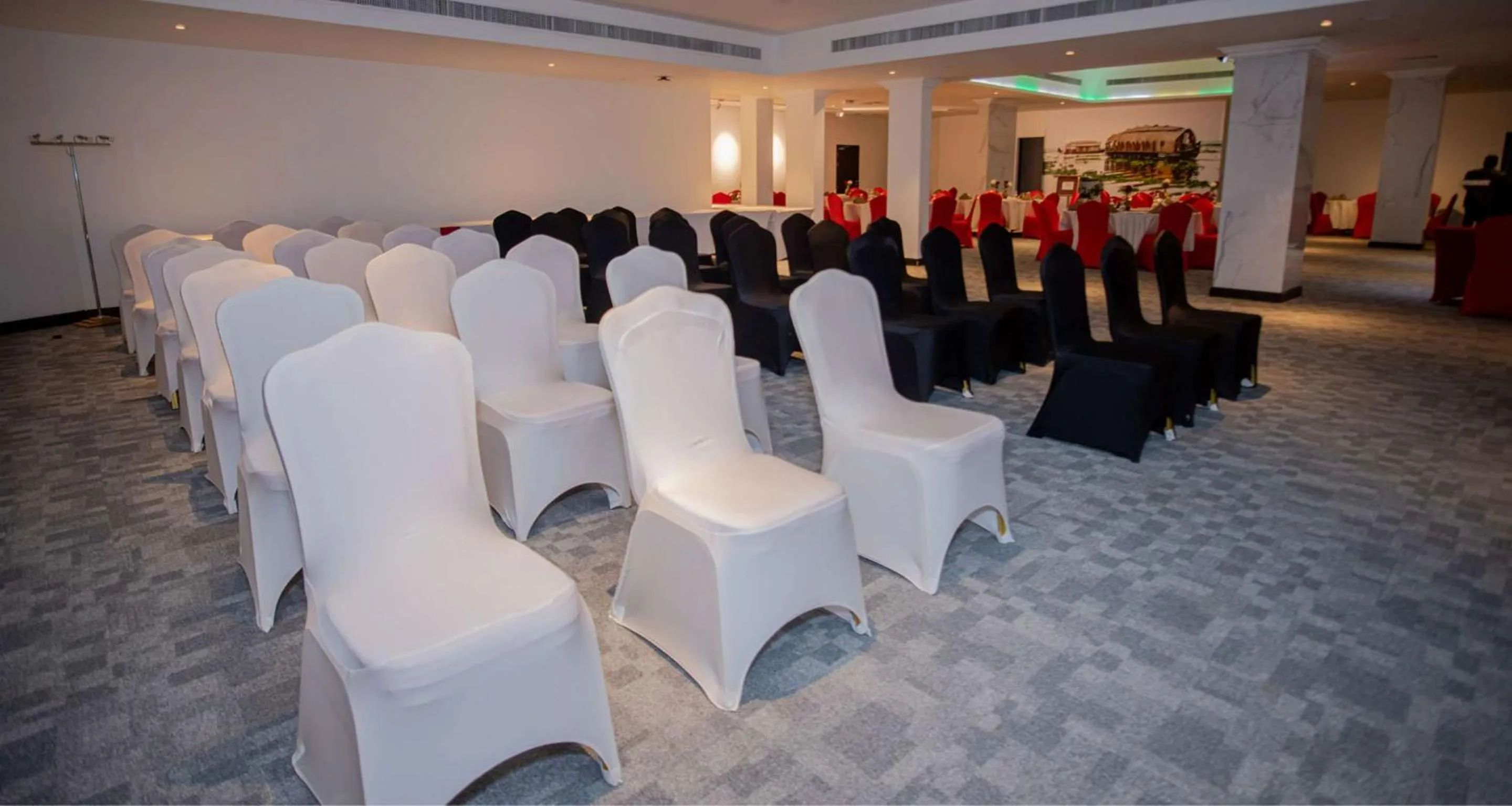 Meeting/conference room in Best Western Sur