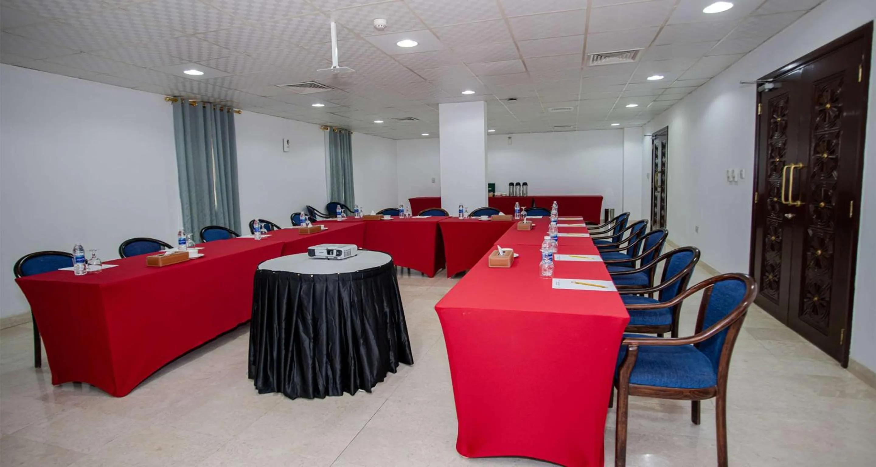 Meeting/conference room in Best Western Sur