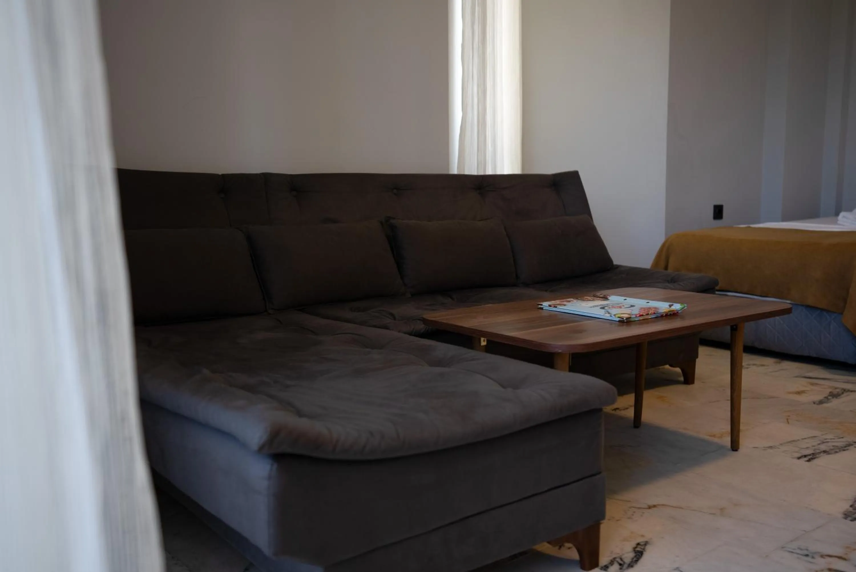 Photo of the whole room in Sav-ir Suit Otel