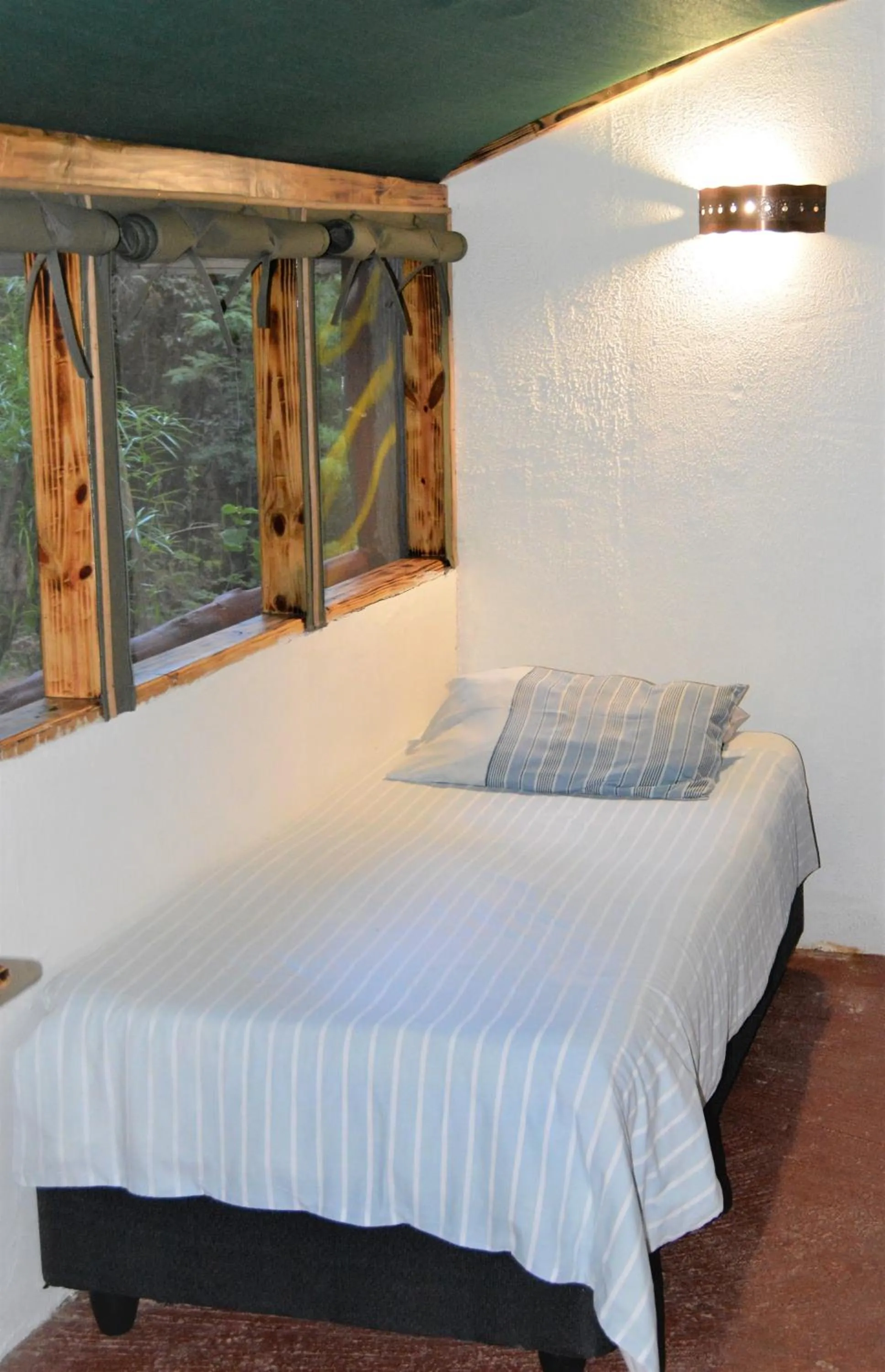 Bed in Hazyview Adventure Backpackers