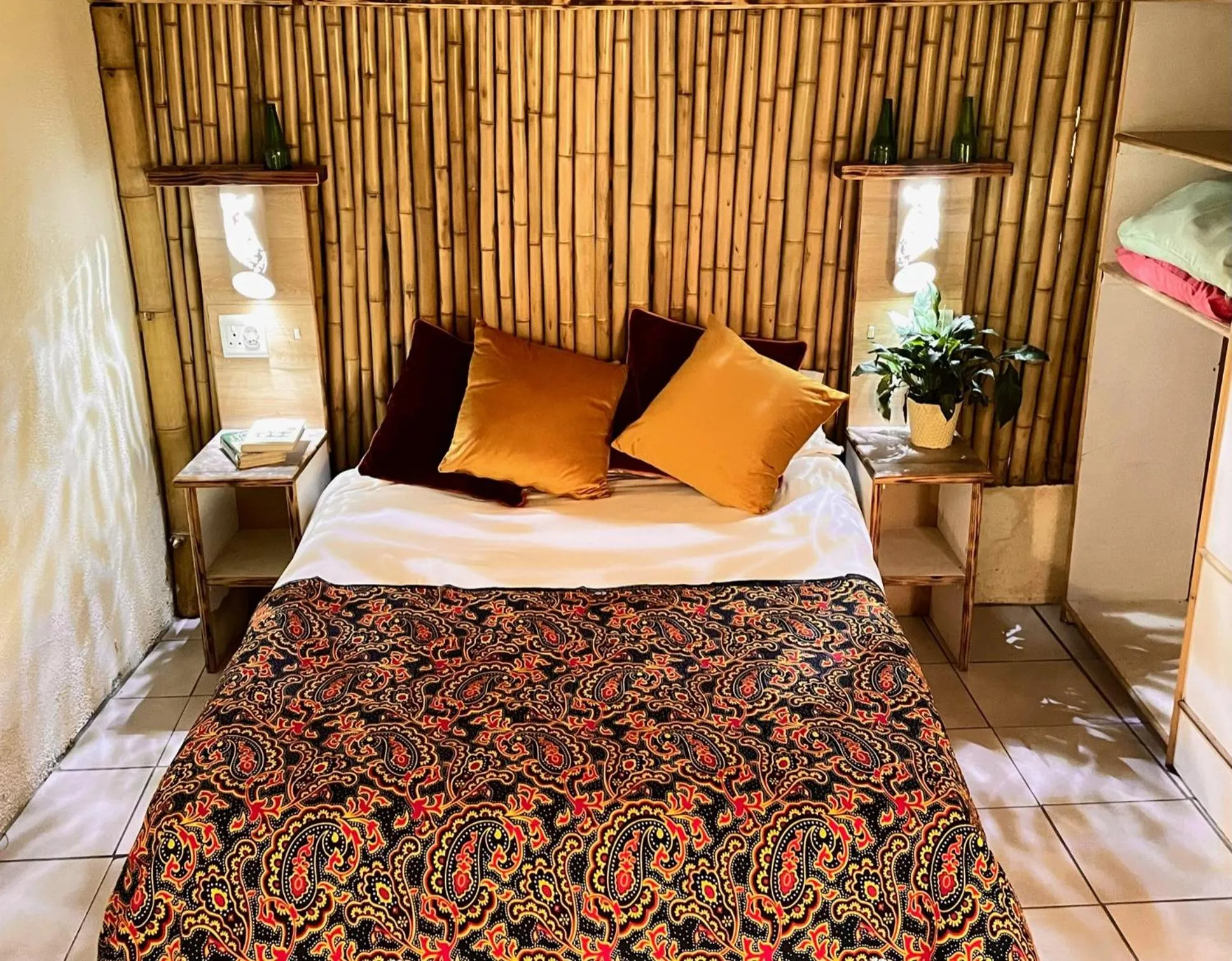 Bed in Hazyview Adventure Backpackers