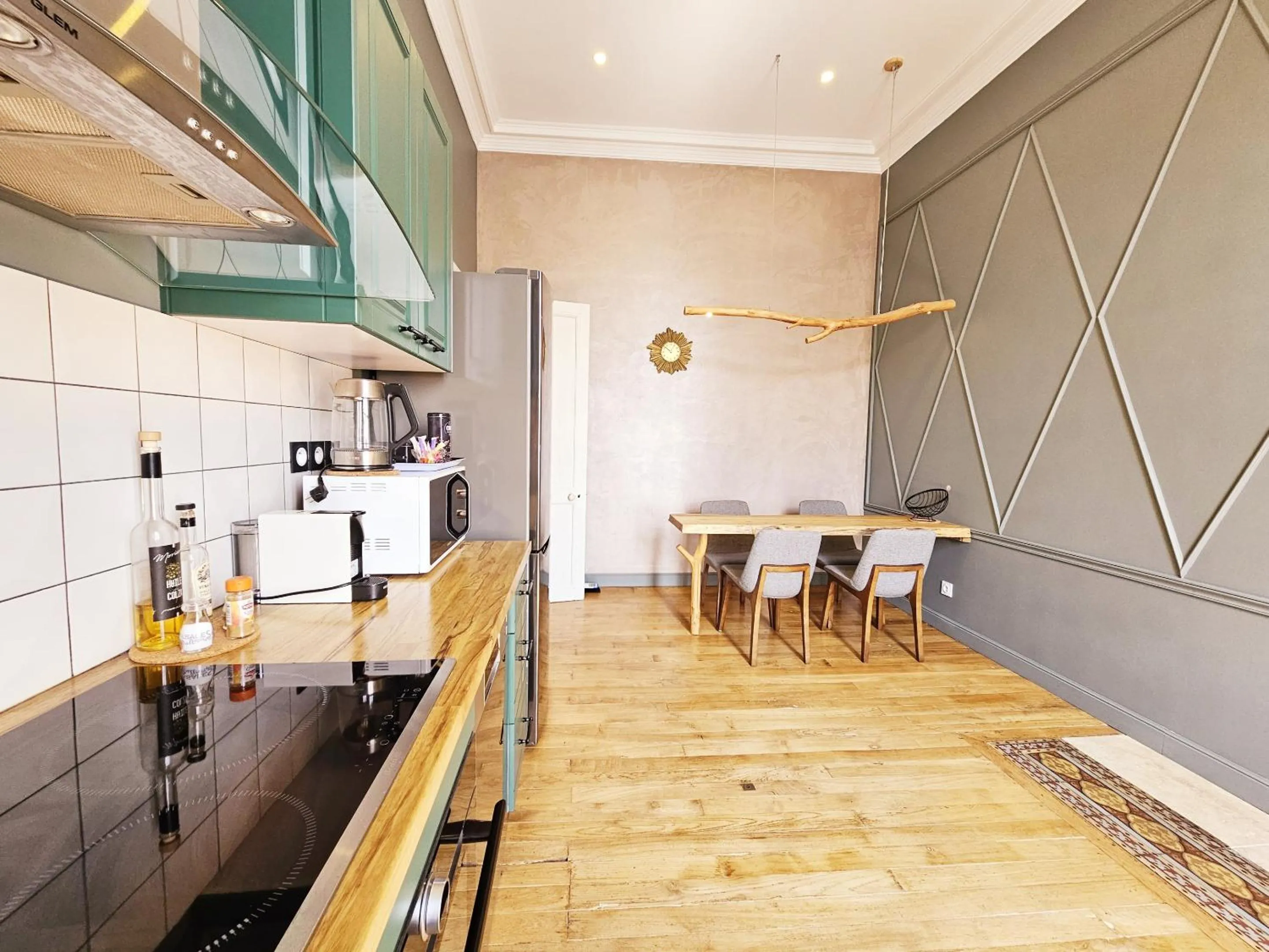 One-Bedroom Premium Apartment in Meublés de l'Arsenal cœur de ville !