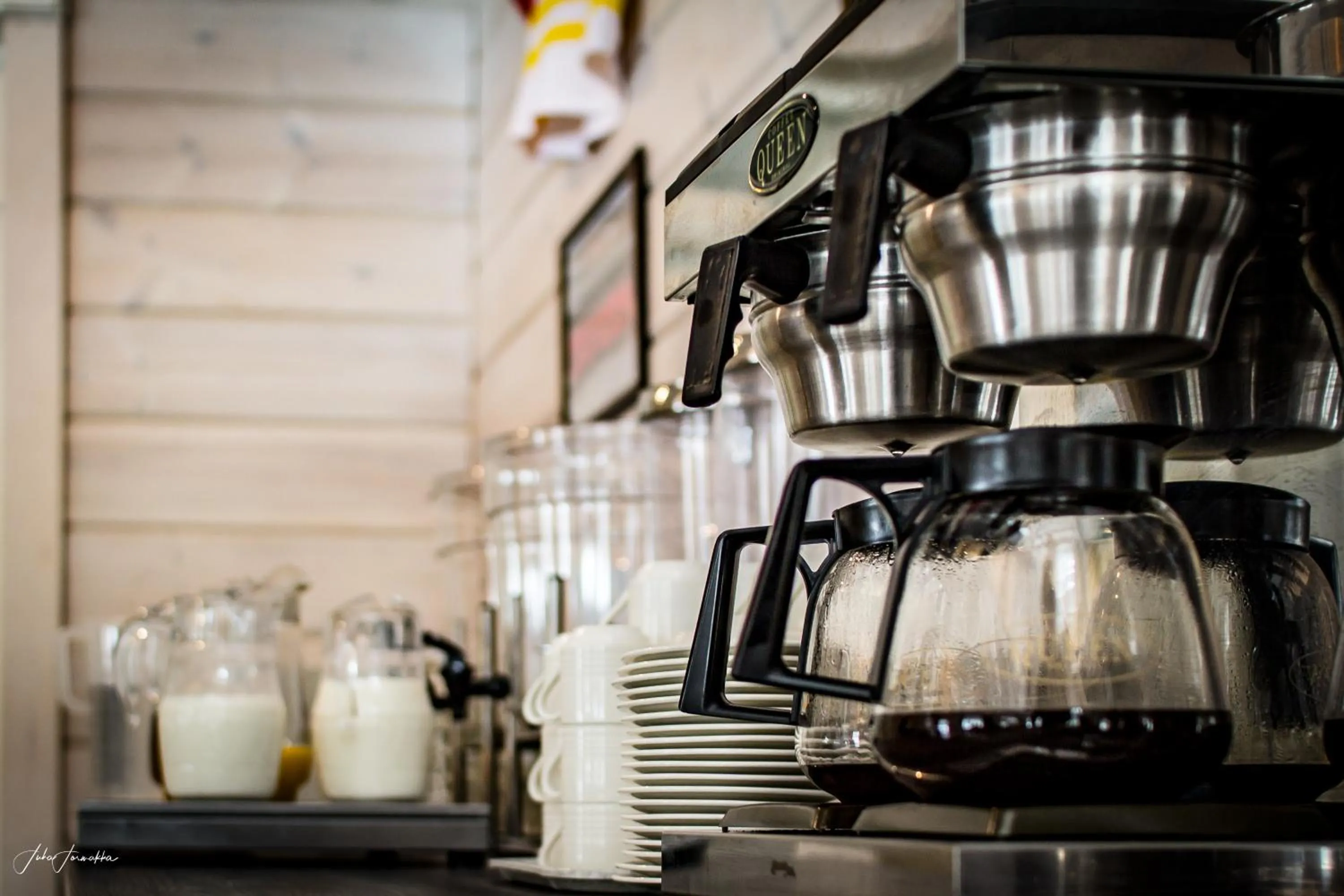 Coffee/tea facilities in Rento Hotelli