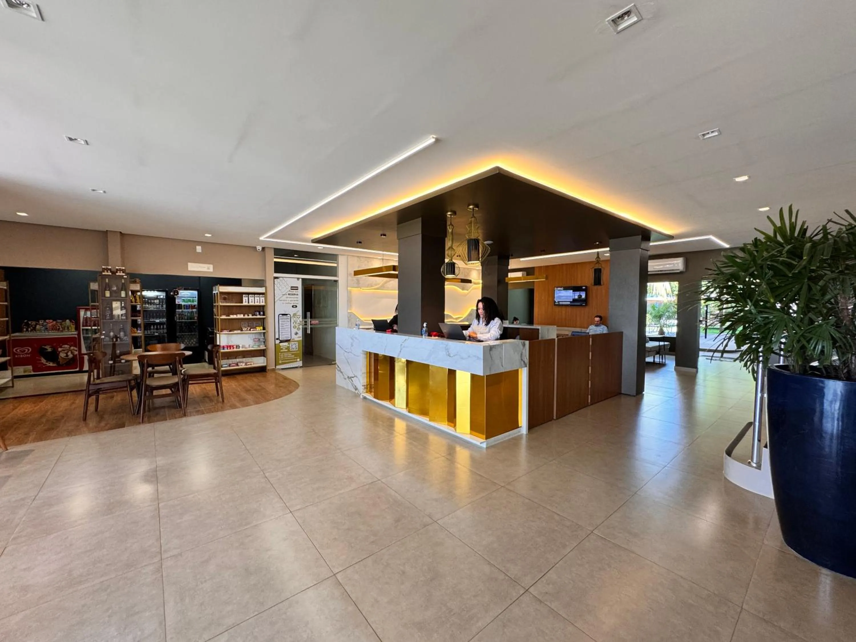 Lobby or reception in BALSAS PREMIER HOTEL