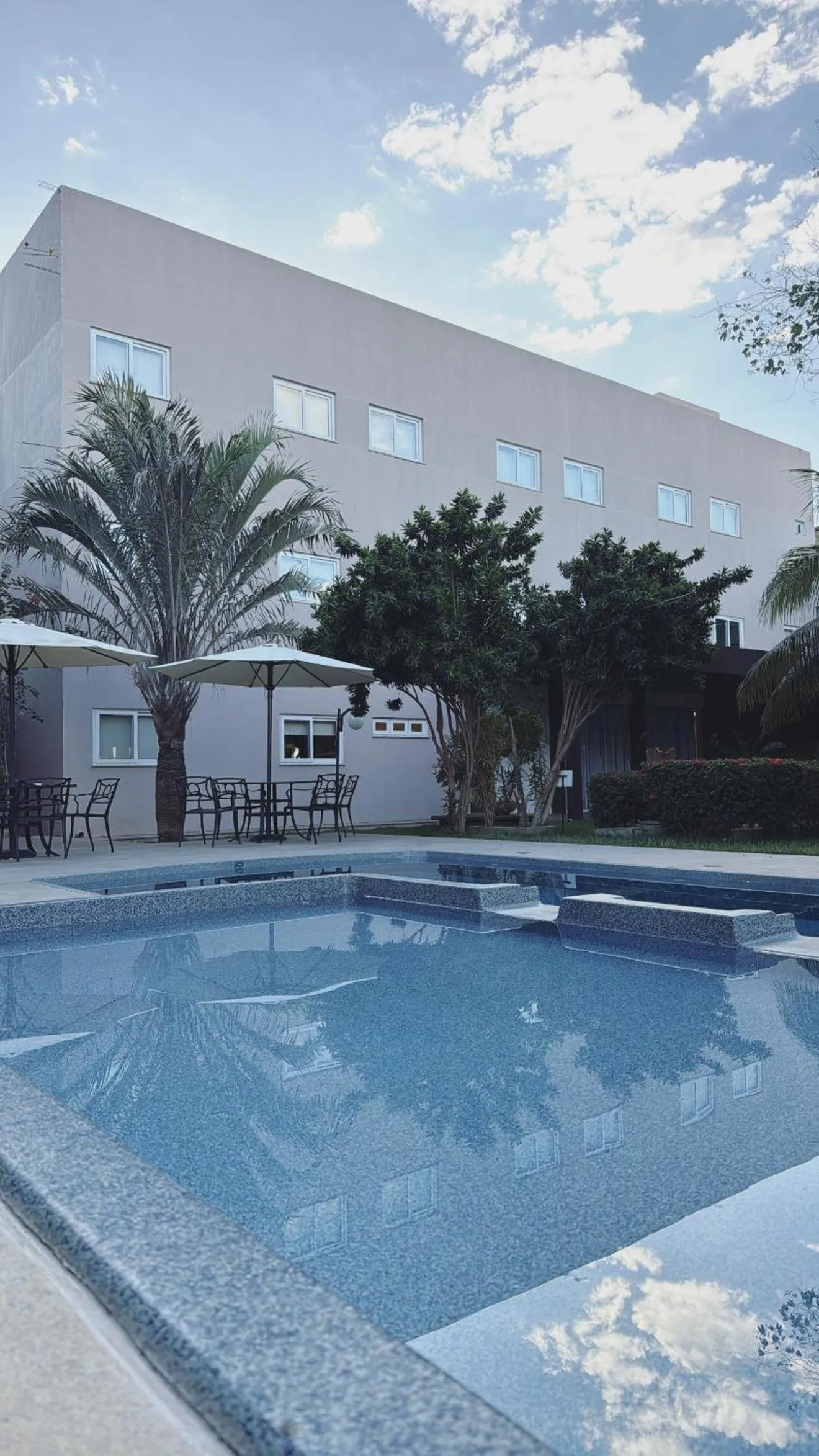 Swimming pool in BALSAS PREMIER HOTEL