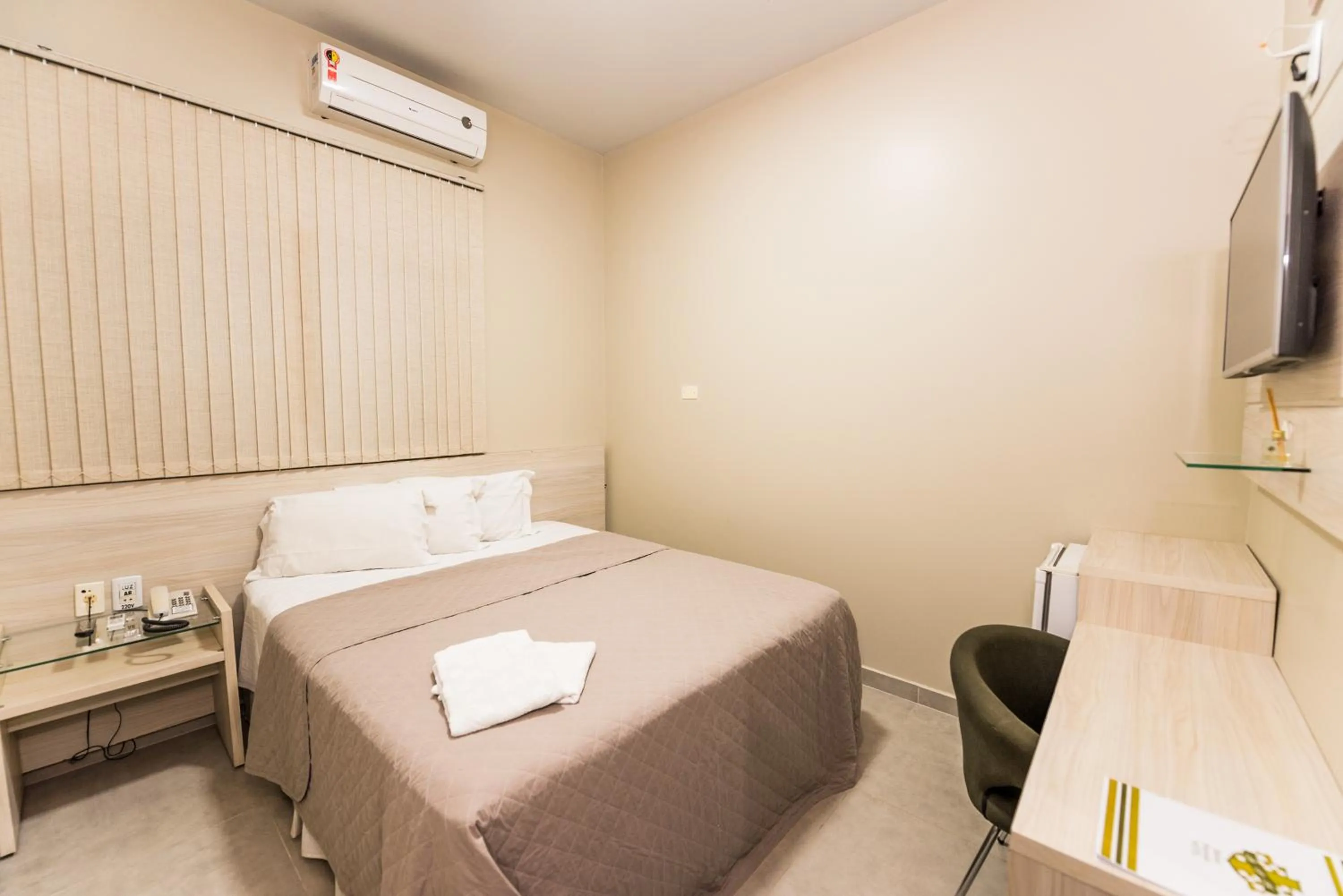 Bed in BALSAS PREMIER HOTEL