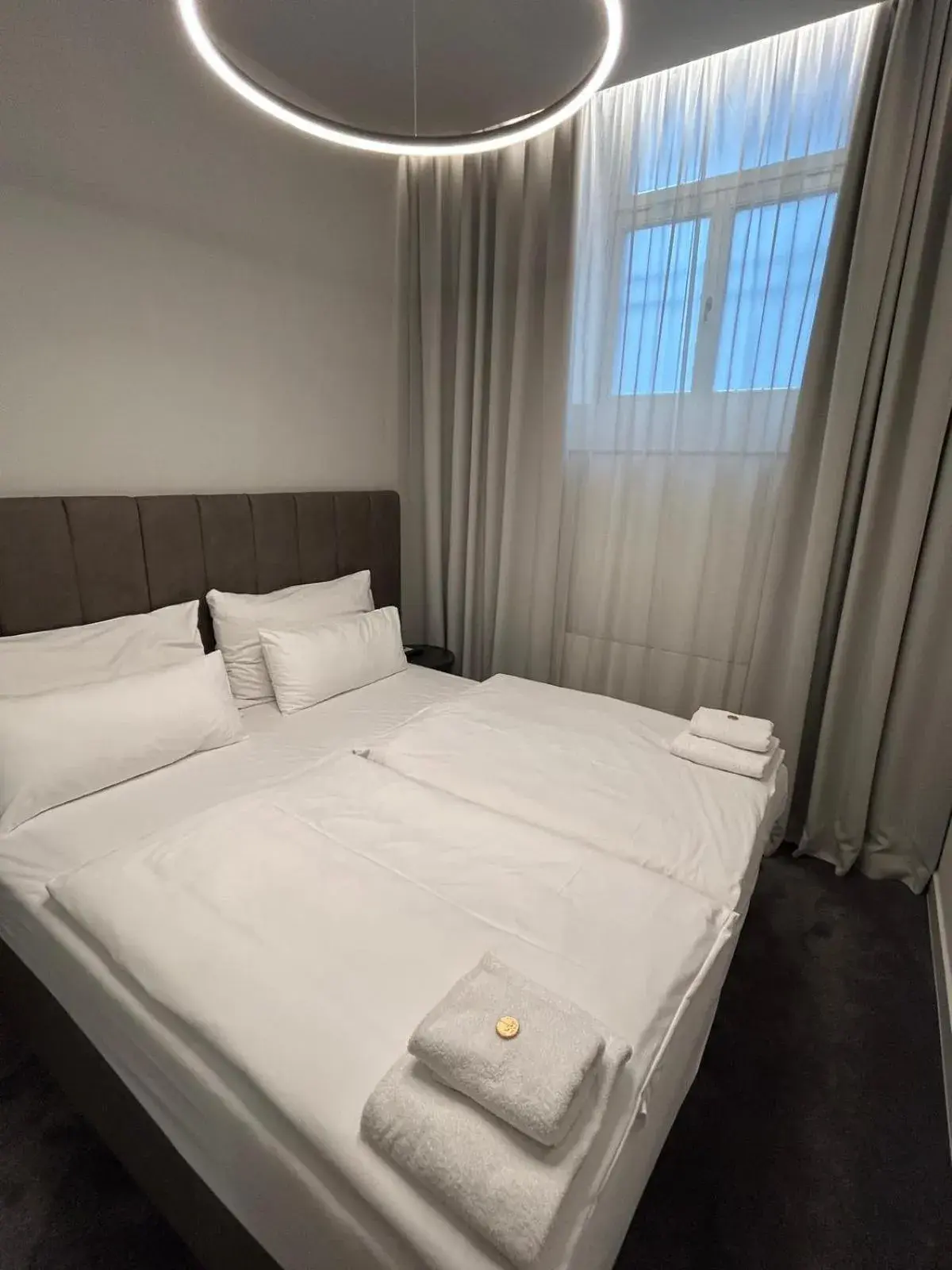 Triple Room - Lower Ground Floor in The Gold Bank Triple Room - Lower Ground Floor in The Gold Bank