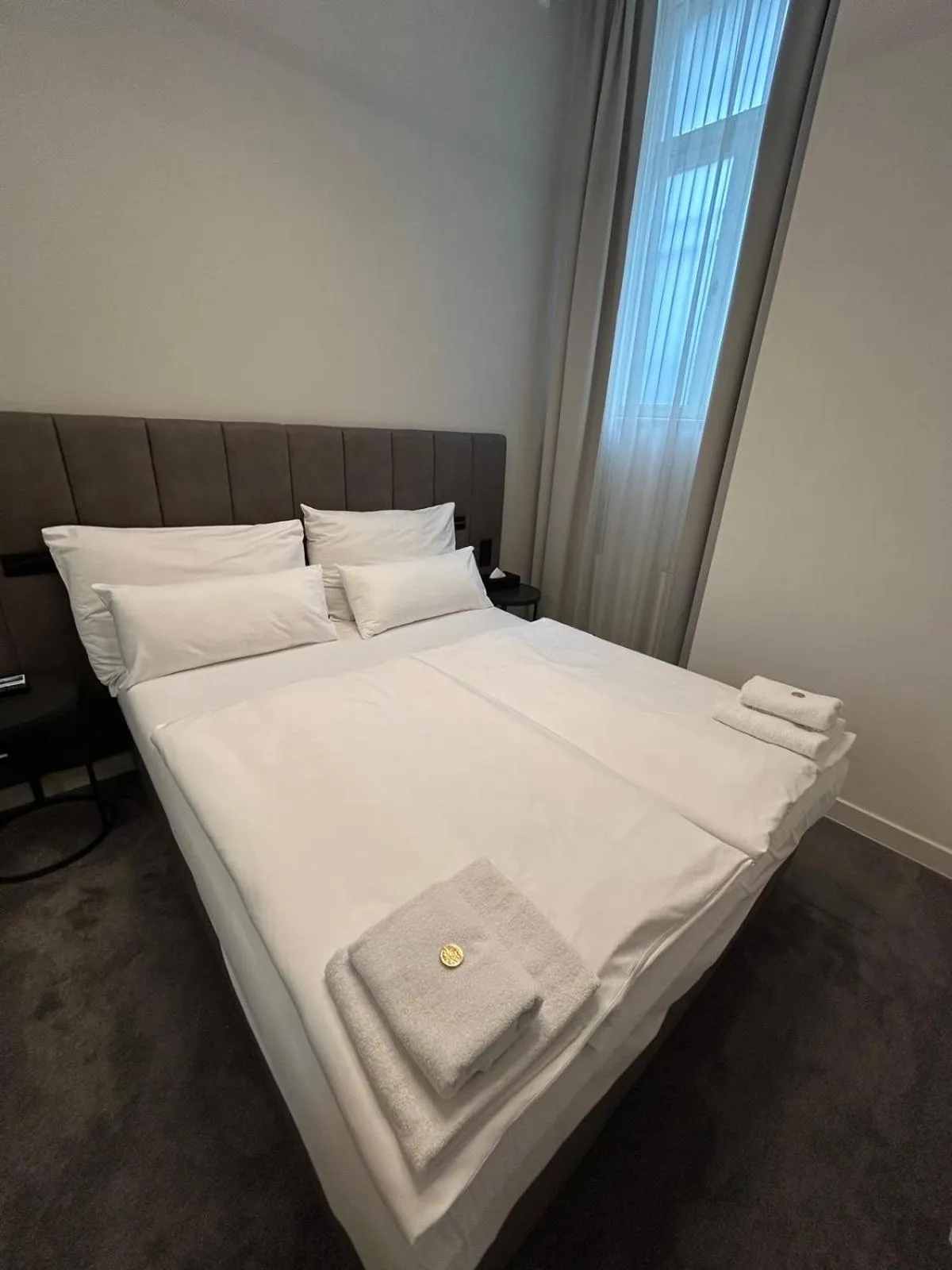 Bed in The Gold Bank