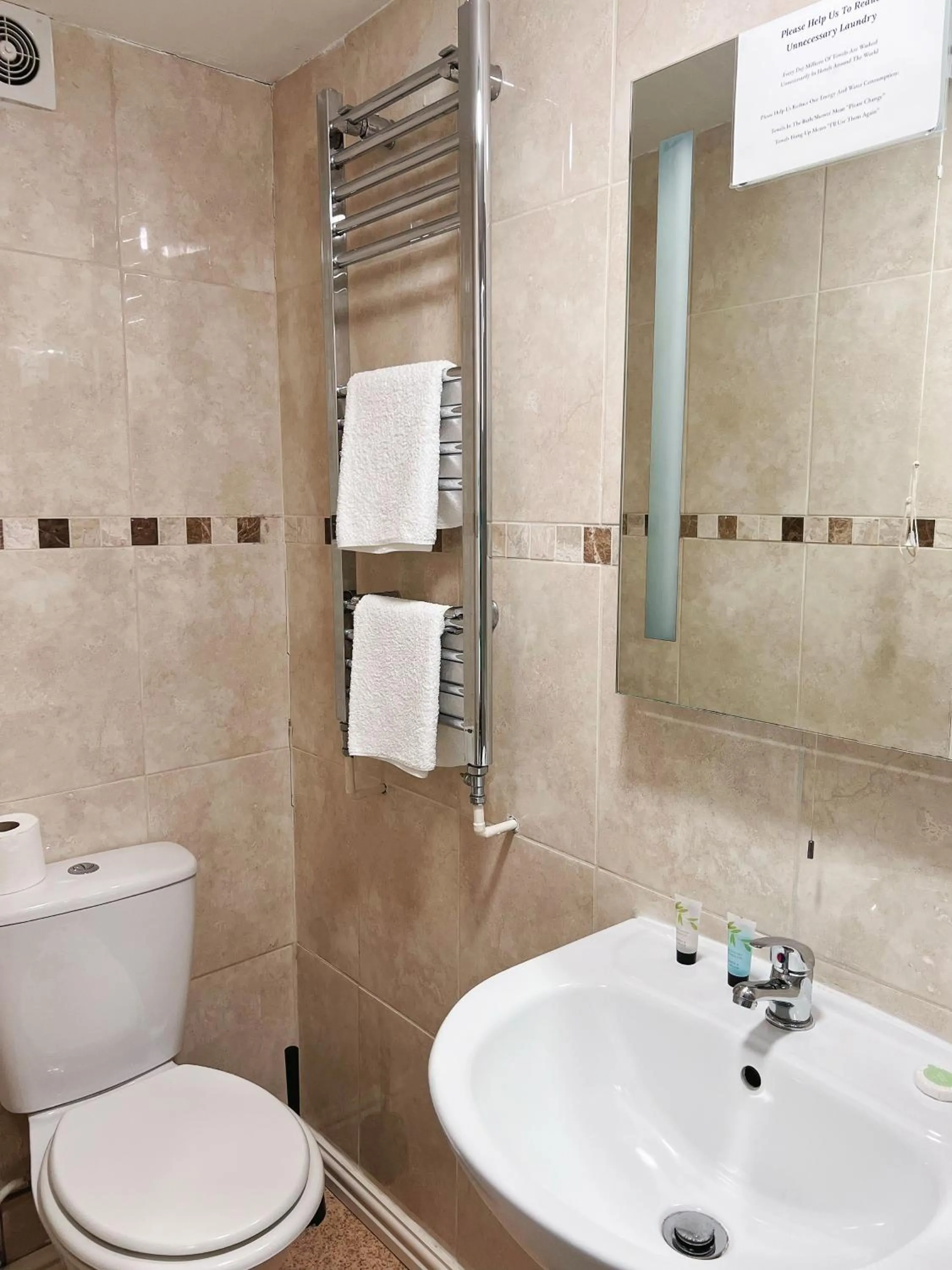 Toilet in The Crown Hotel