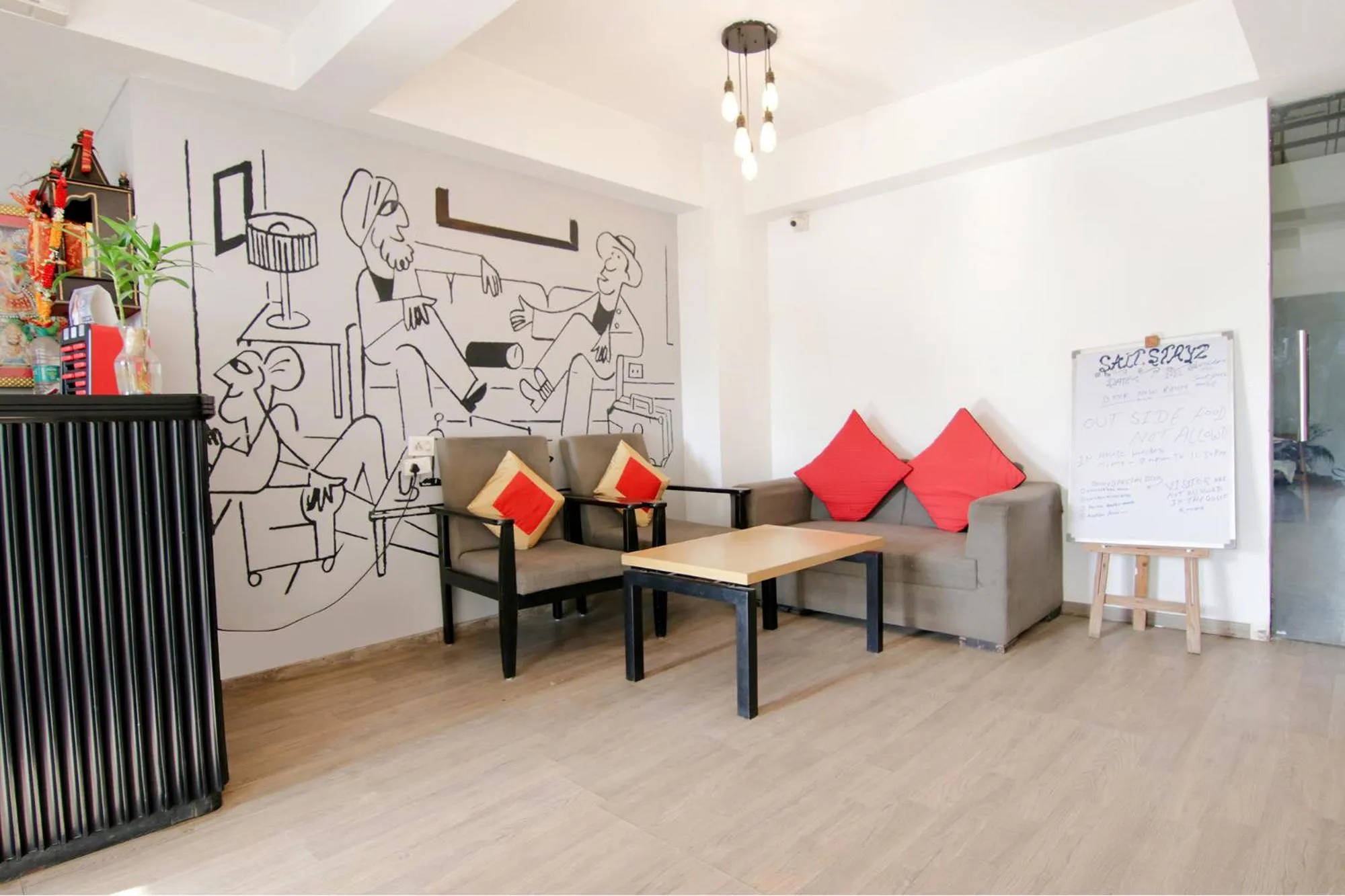 Seating area in FabHotel Infinity Stays Near Medanta- The Medicity, Gurgaon