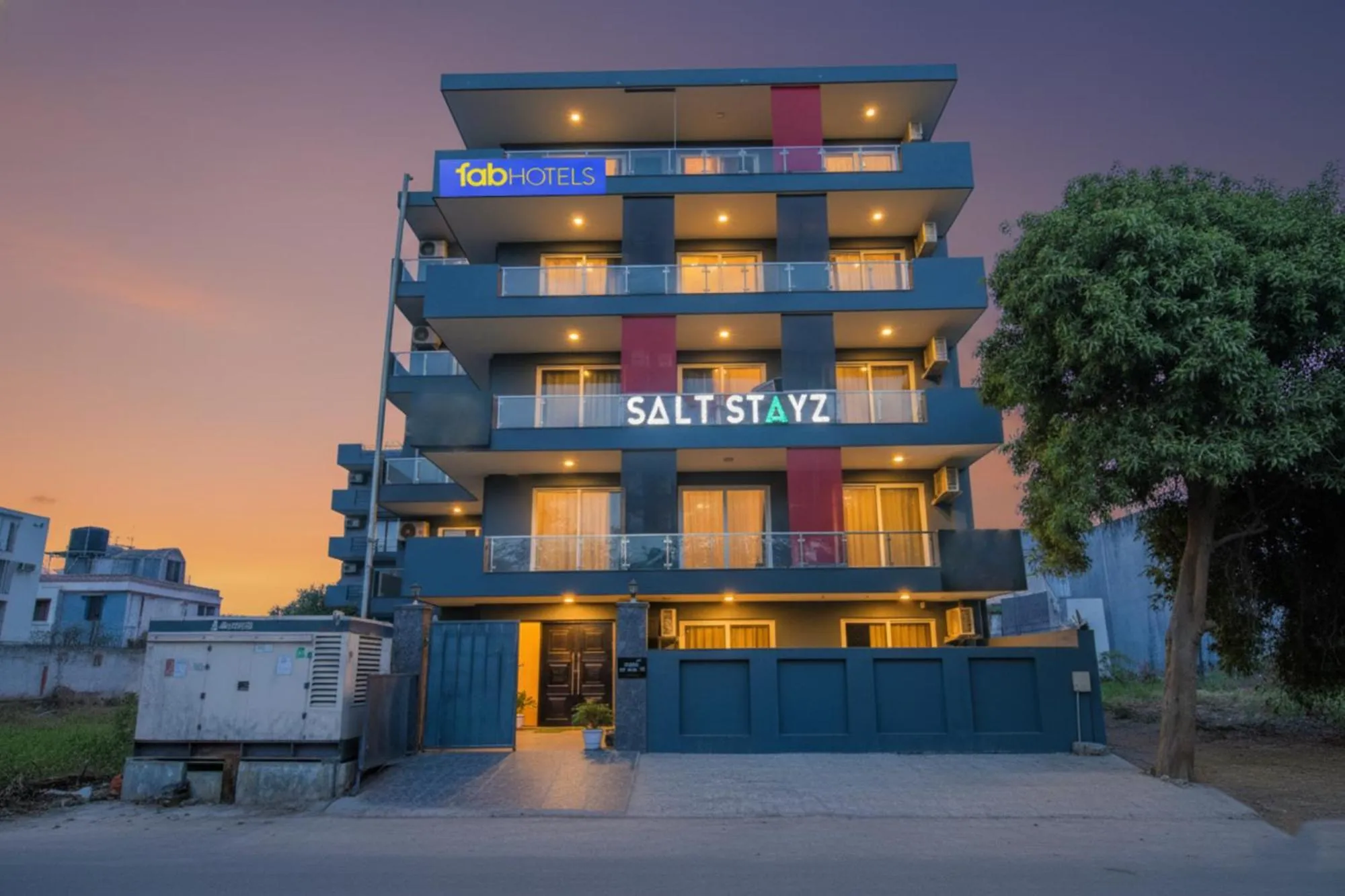 Property building in FabHotel Infinity Stays Near Medanta- The Medicity, Gurgaon