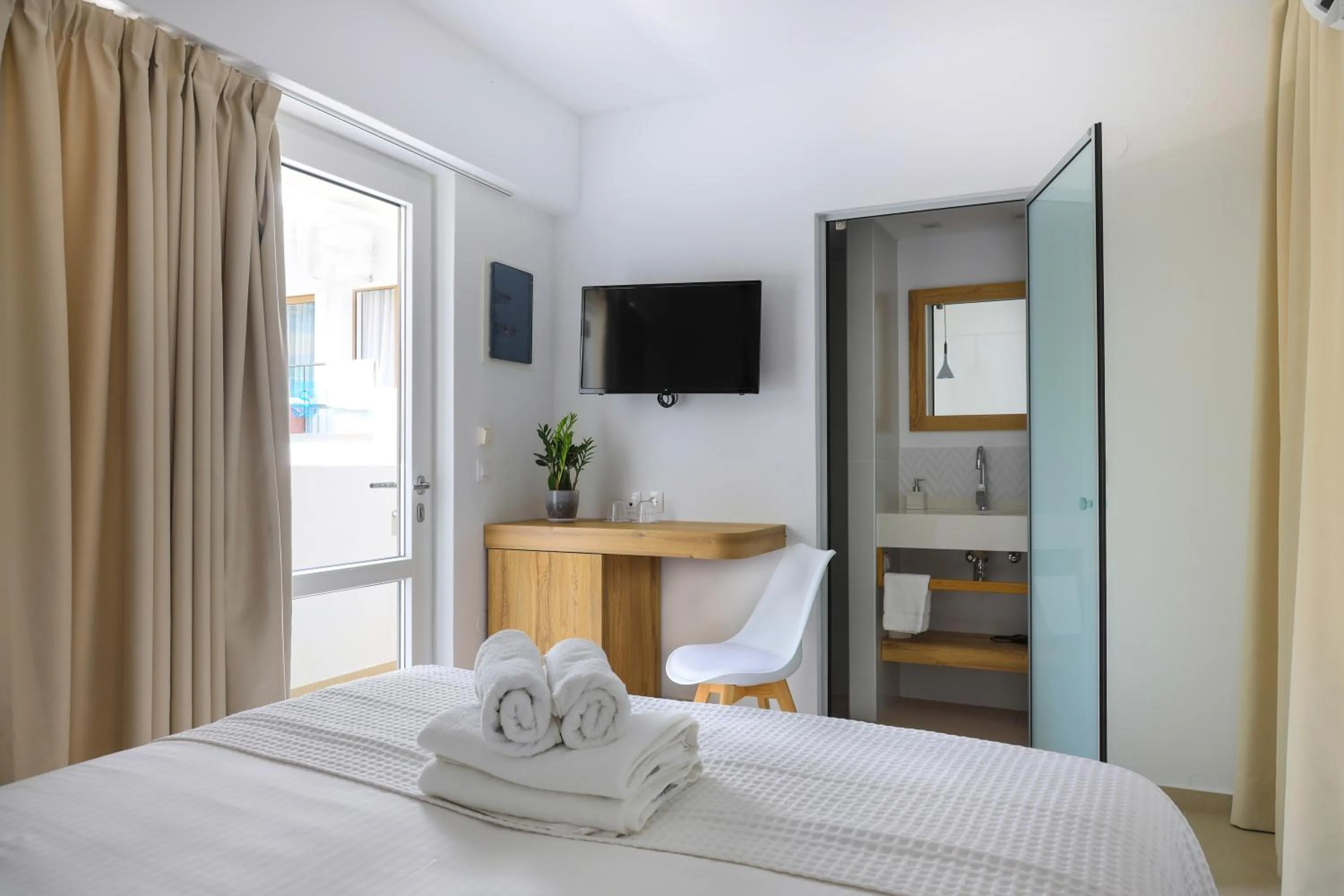 View (from property/room), Bed in Sea Breeze Hotel