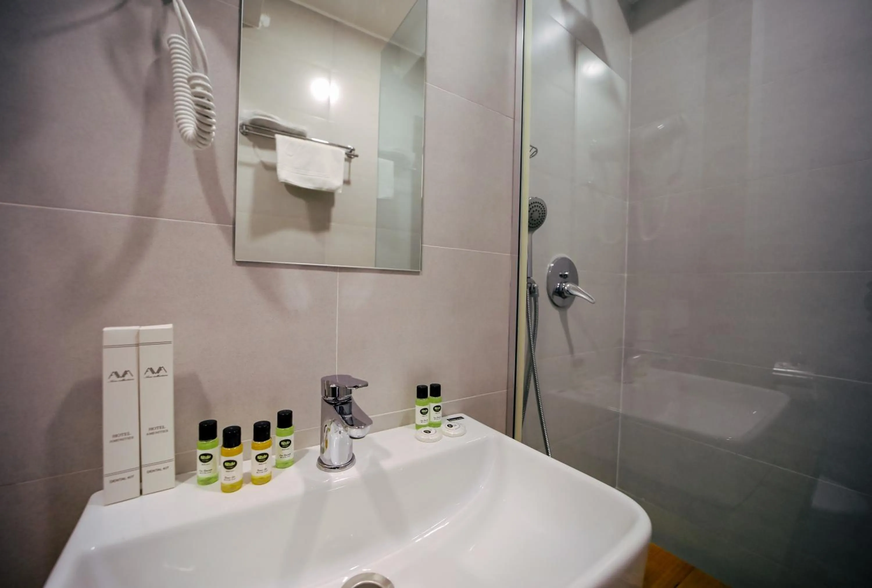 Shower in Mountain House Kazbegi