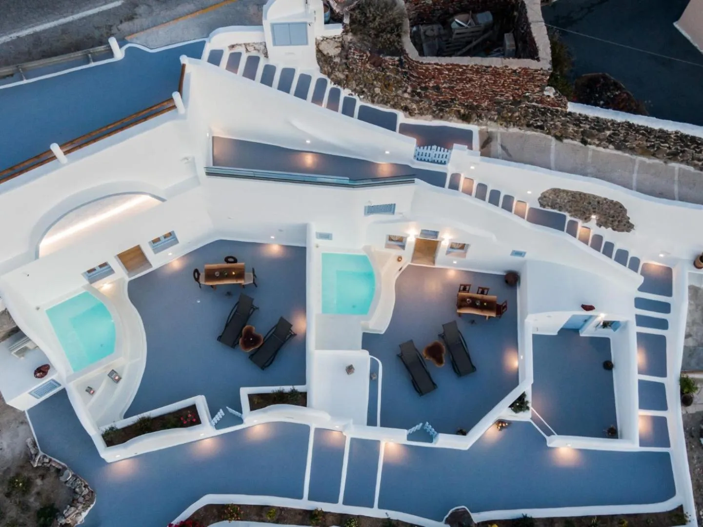 Bird's eye view in Sun Angelos Oia - Luxury Cave Suites