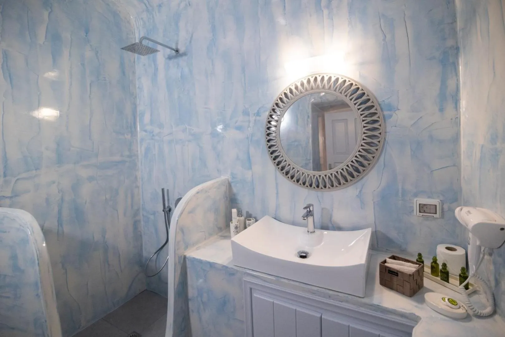 Bathroom in Sun Angelos Oia - Luxury Cave Suites