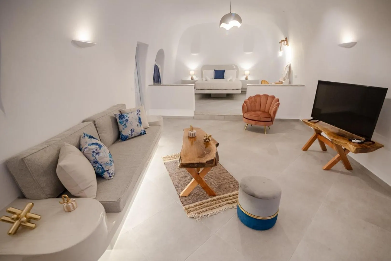 Photo of the whole room in Sun Angelos Oia - Luxury Cave Suites