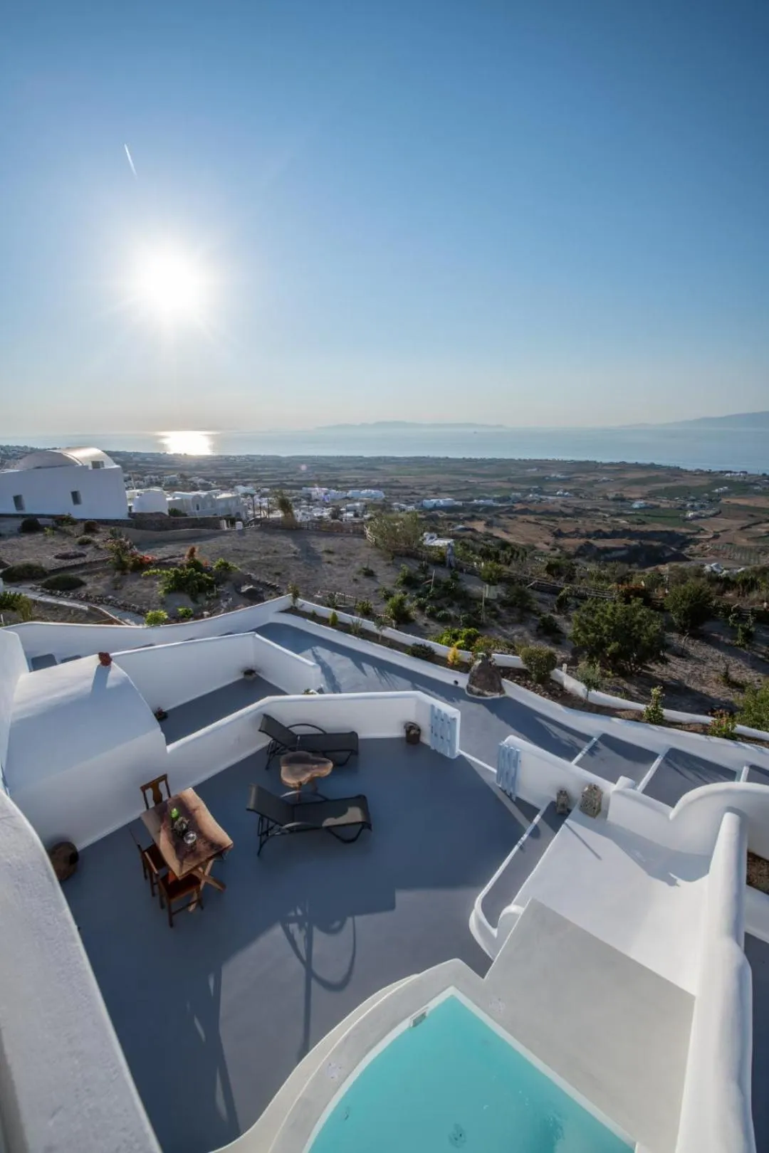 Bird's eye view in Sun Angelos Oia - Luxury Cave Suites