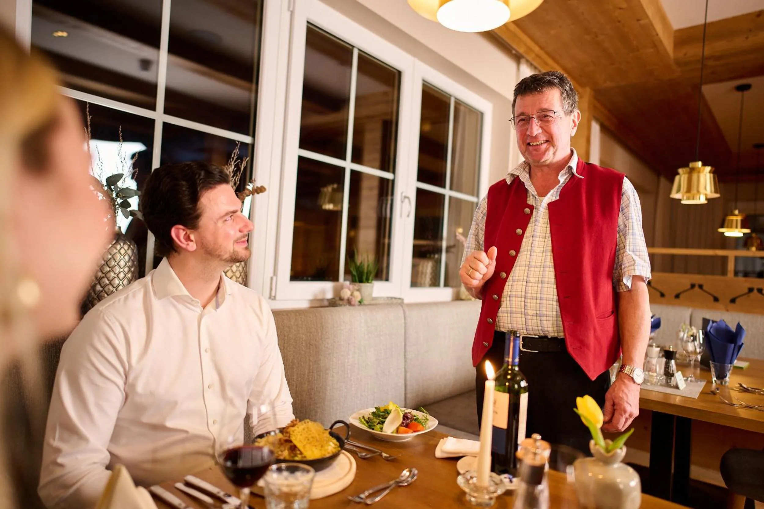 Restaurant/places to eat in Landhotel Schermer