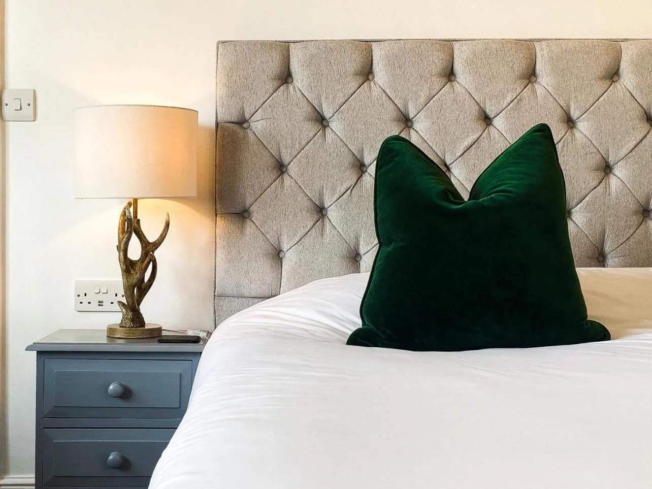 Bedroom, Bed in Castle Hotel