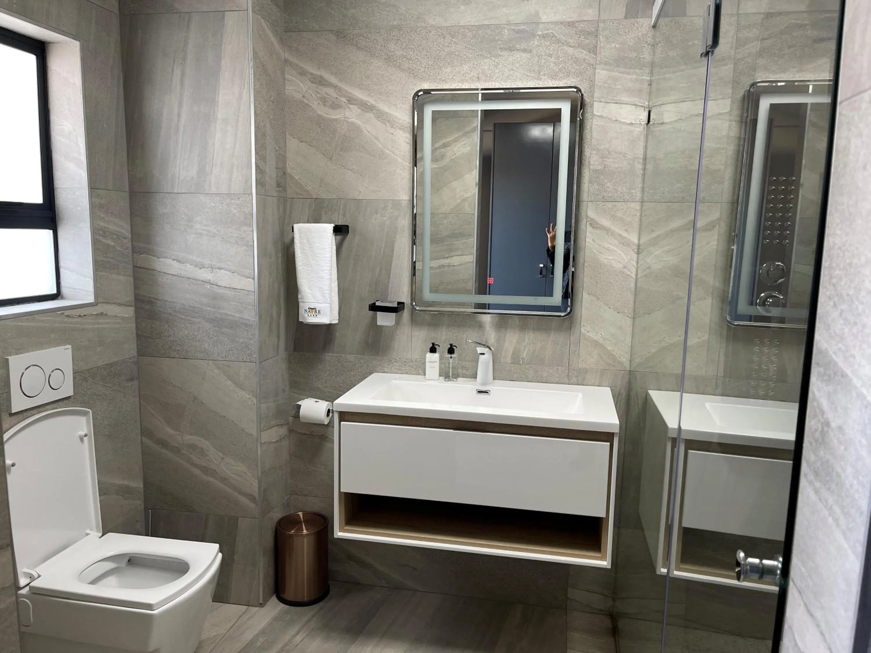 Toilet in Nare Boutique Hotel