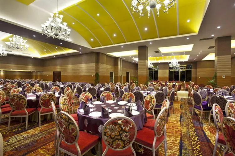 Banquet/Function facilities in Hotel Star Pacific